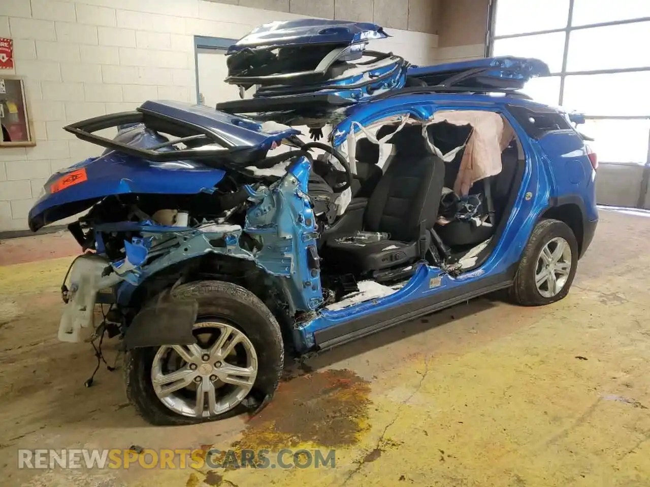 1 Photograph of a damaged car 3GKALMEG1RL148994 GMC TERRAIN 2024
