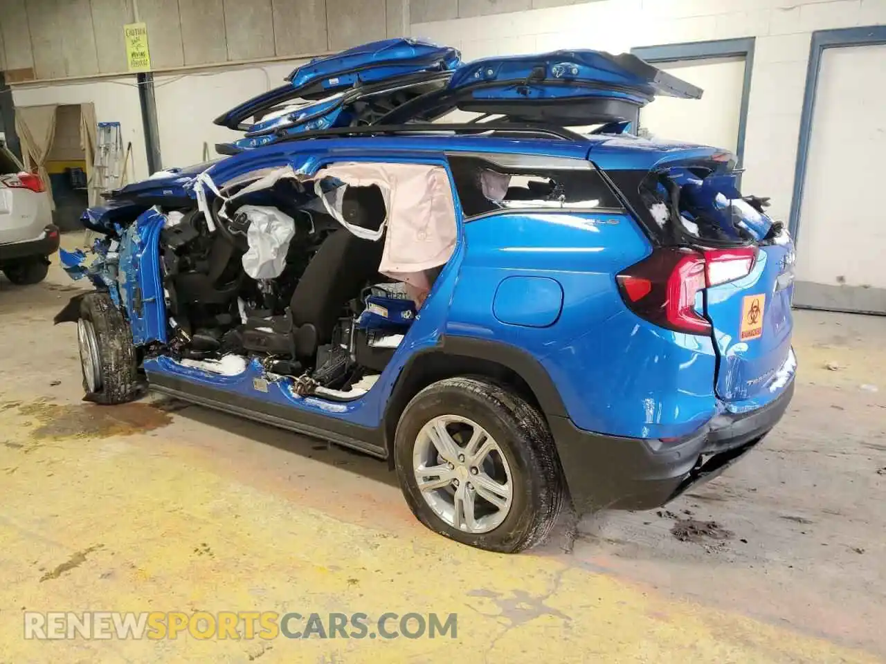 2 Photograph of a damaged car 3GKALMEG1RL148994 GMC TERRAIN 2024