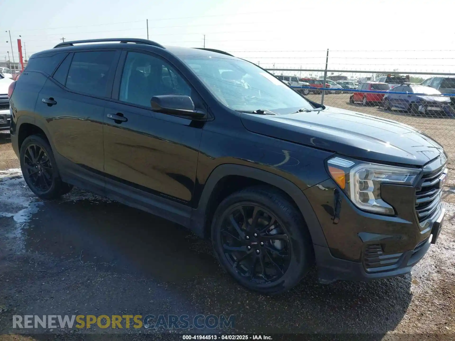 1 Photograph of a damaged car 3GKALMEG1RL192316 GMC TERRAIN 2024