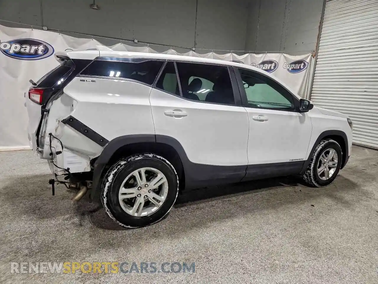 3 Photograph of a damaged car 3GKALMEG1RL295655 GMC TERRAIN 2024