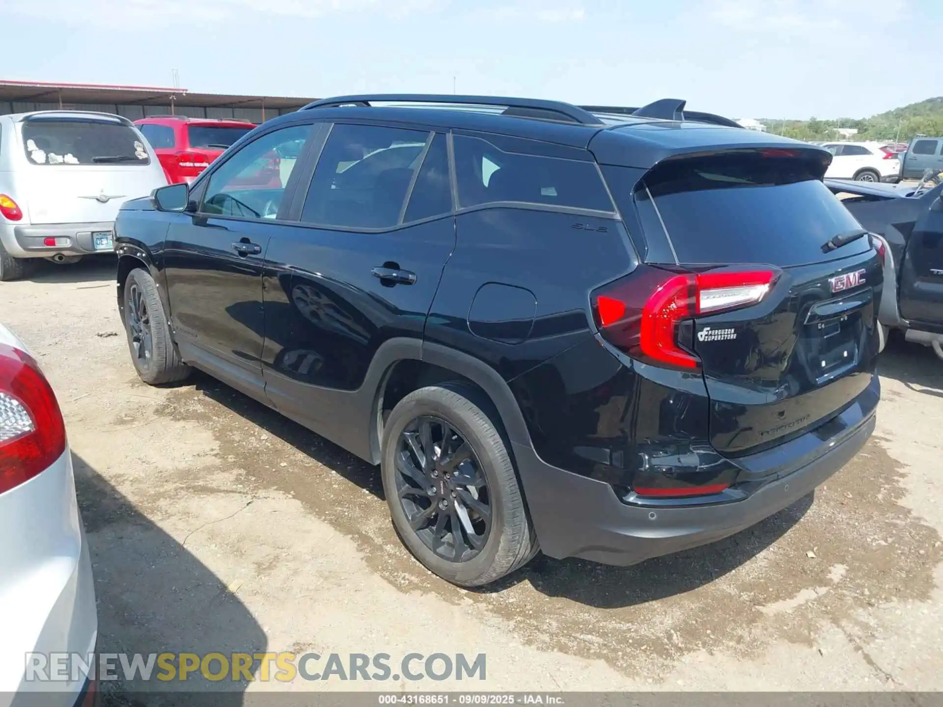 3 Photograph of a damaged car 3GKALMEG2RL161737 GMC TERRAIN 2024