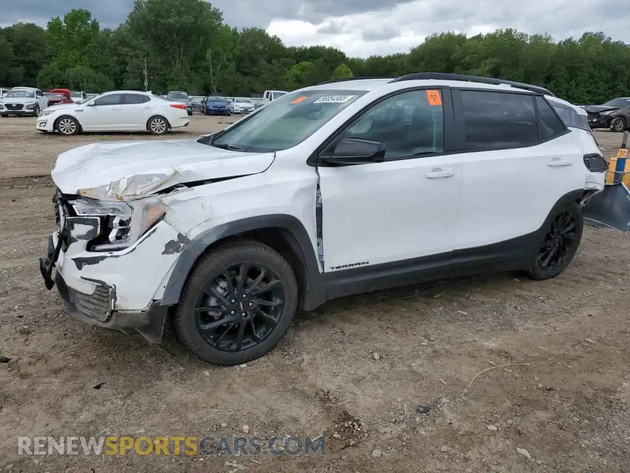 1 Фотография поврежденного автомобиля 3GKALMEG2RL256721 GMC TERRAIN 2024