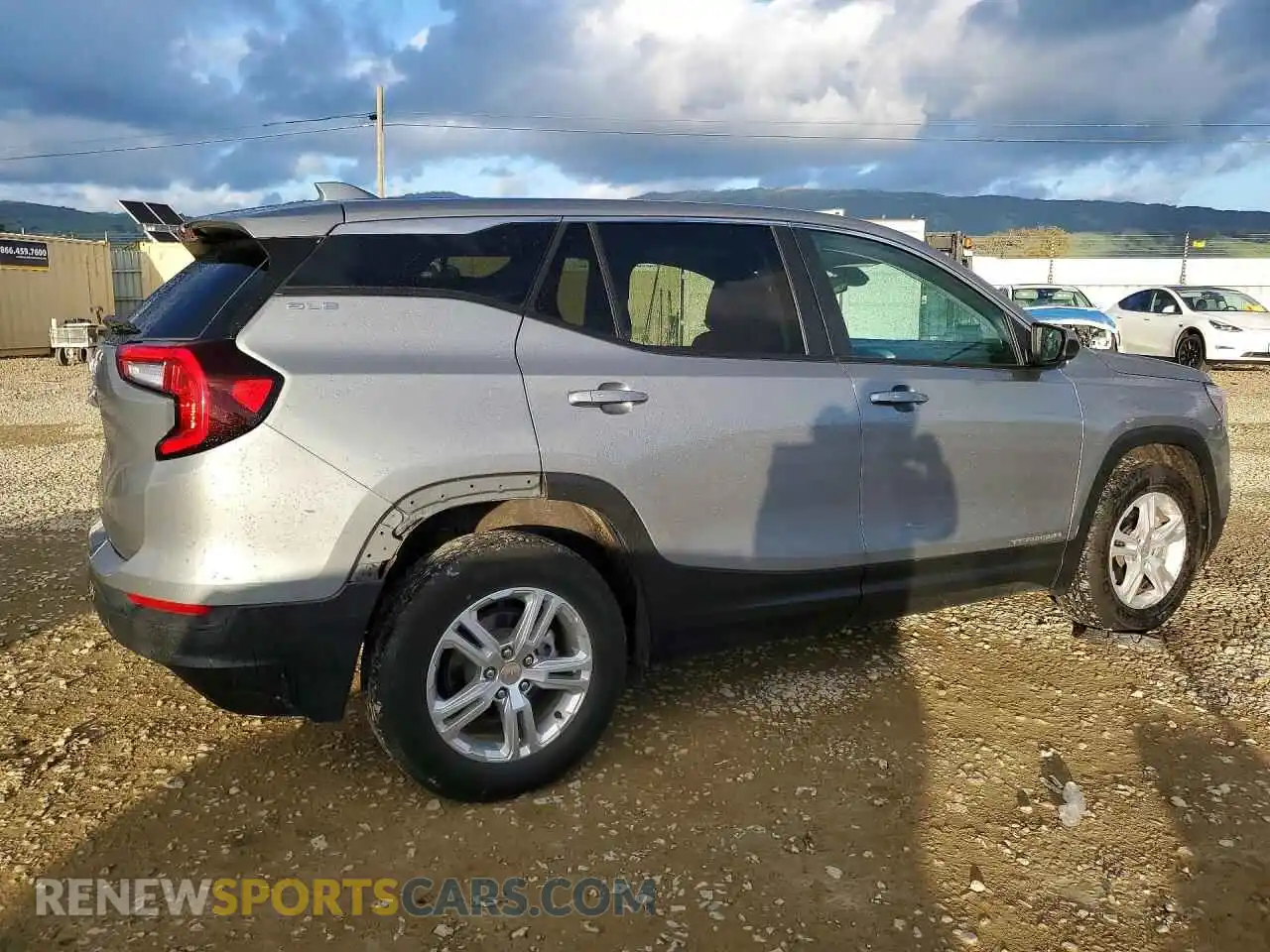 3 Photograph of a damaged car 3GKALMEG2RL294398 GMC TERRAIN 2024