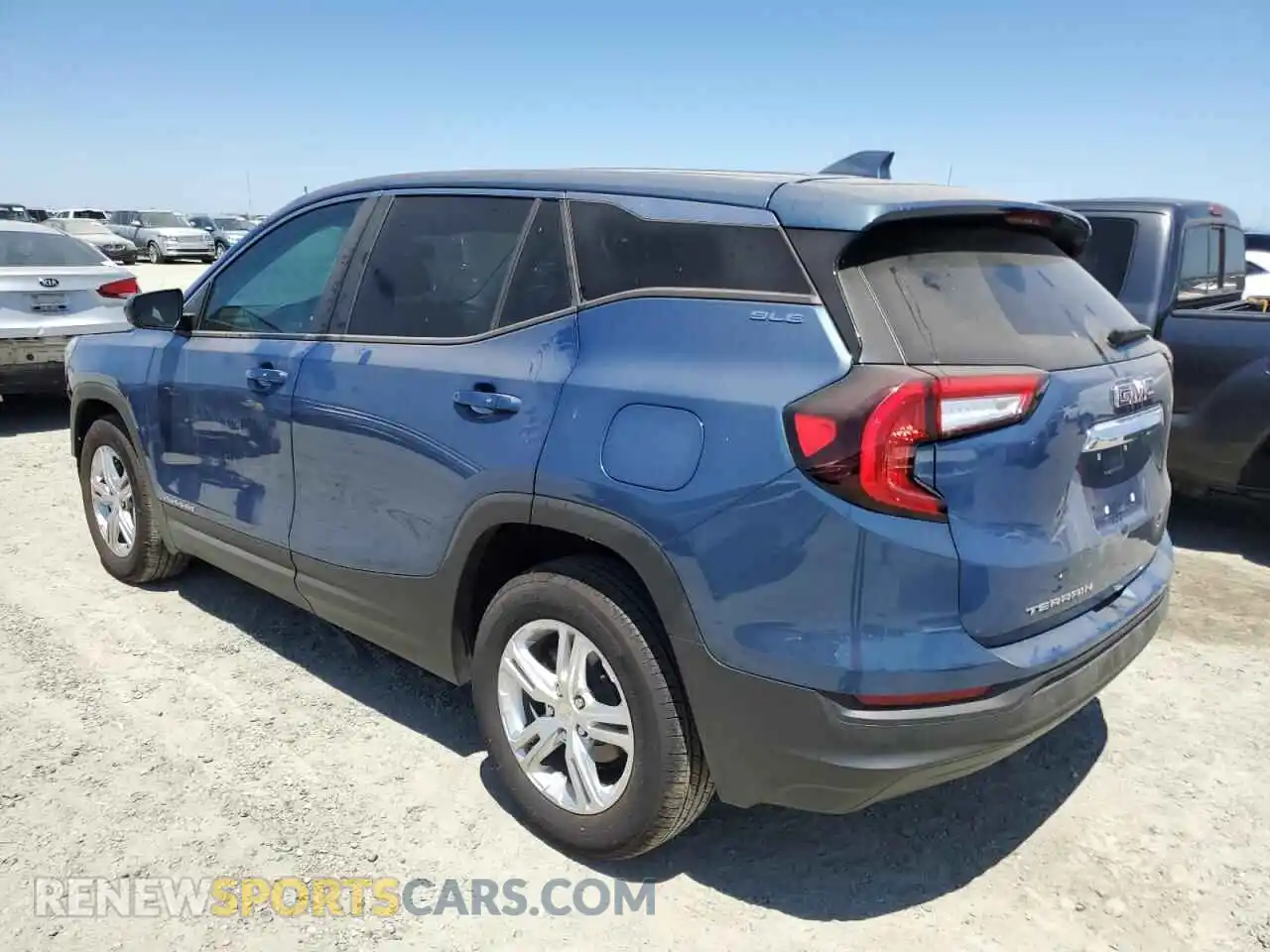 2 Photograph of a damaged car 3GKALMEG2RL315881 GMC TERRAIN 2024