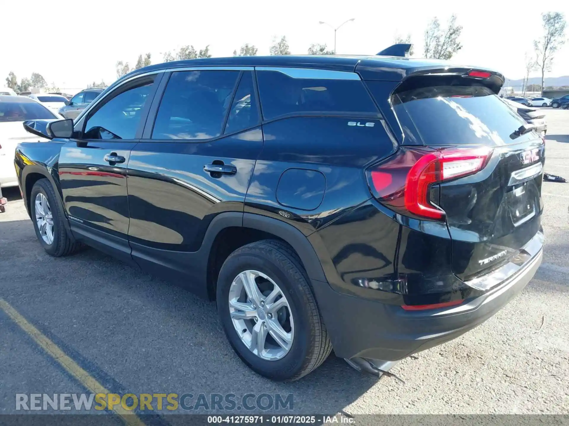 3 Photograph of a damaged car 3GKALMEG2RL375353 GMC TERRAIN 2024