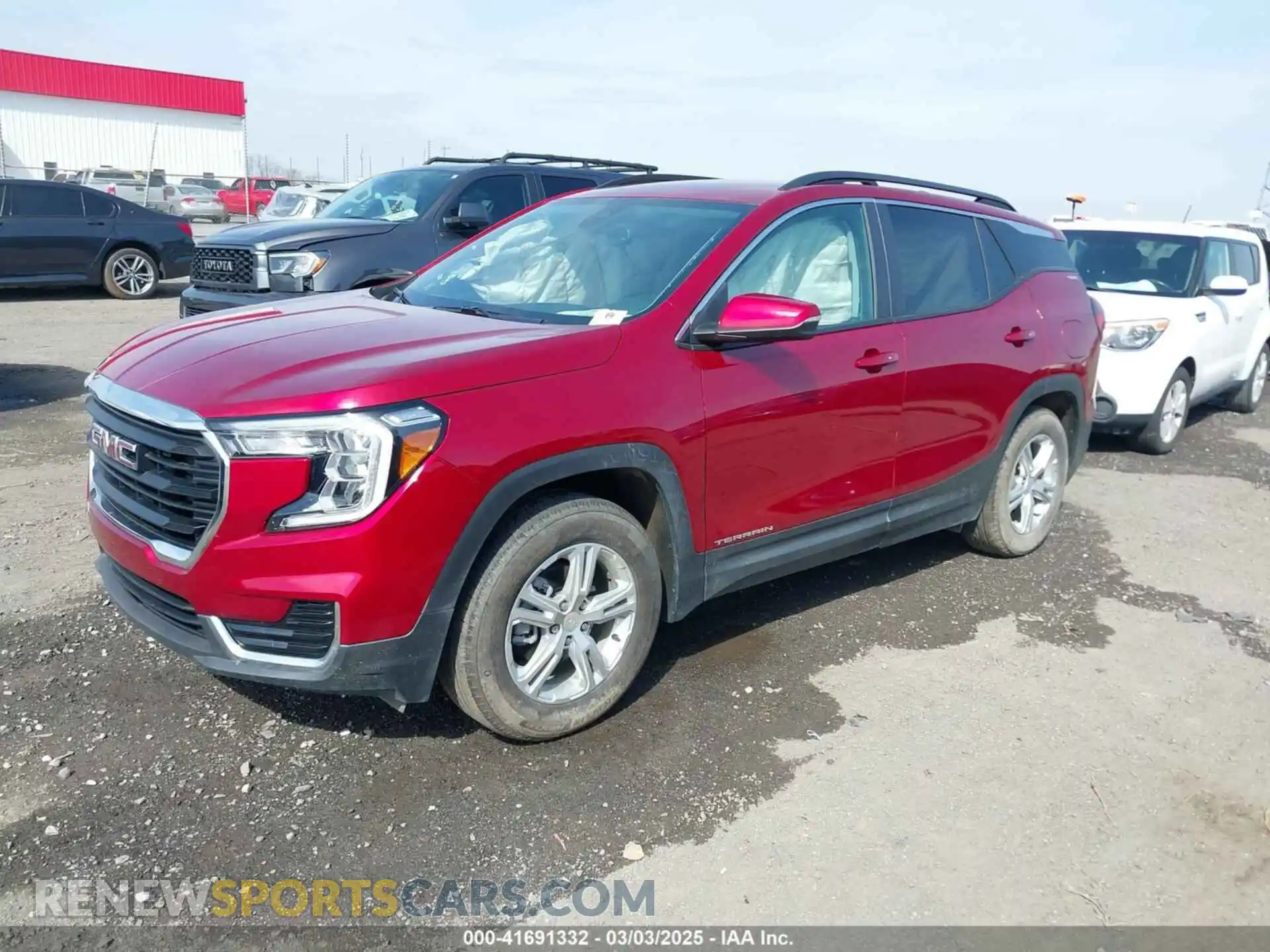 2 fotografías del automóvil dañado 3GKALMEG2RL385512 GMC TERRAIN 2024