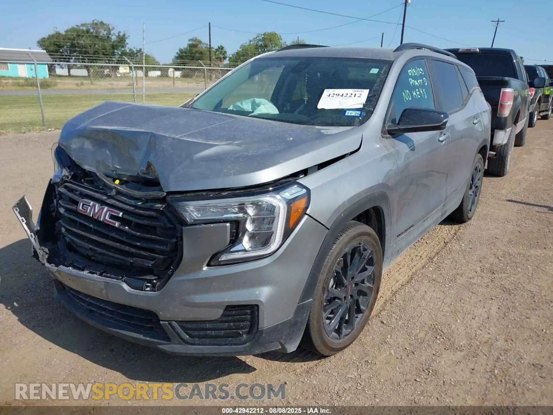 2 Photograph of a damaged car 3GKALMEG2RL391519 GMC TERRAIN 2024