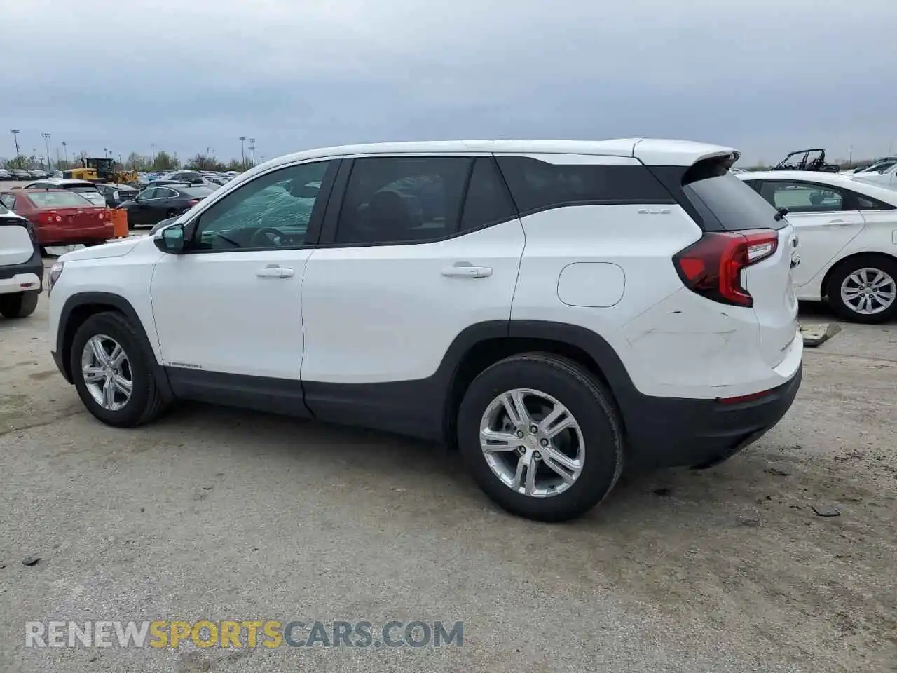 2 Photograph of a damaged car 3GKALMEG3RL326419 GMC TERRAIN 2024