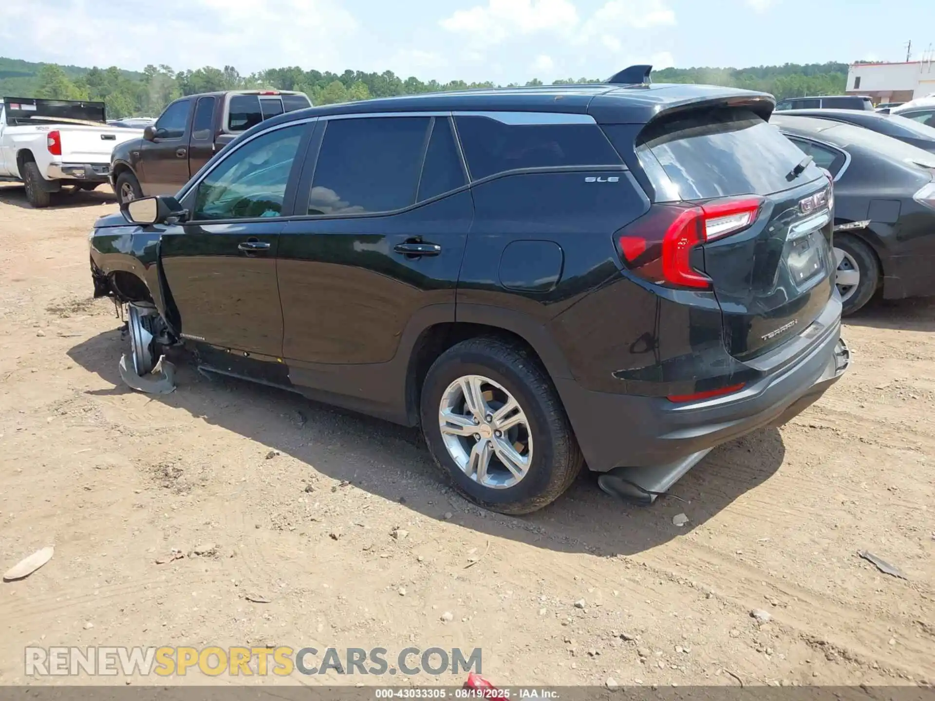 3 Photograph of a damaged car 3GKALMEG3RL338666 GMC TERRAIN 2024