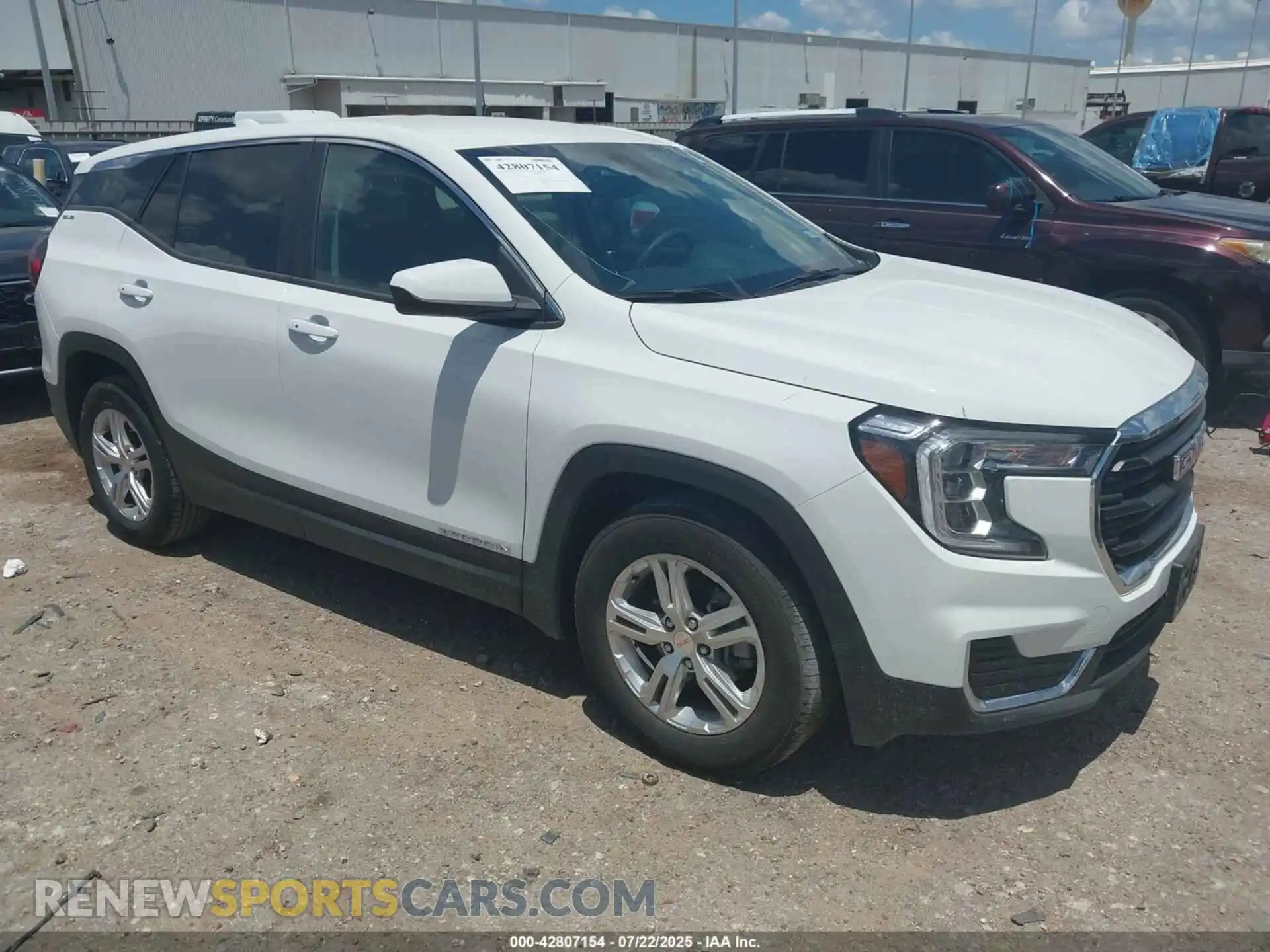 1 Photograph of a damaged car 3GKALMEG3RL364071 GMC TERRAIN 2024