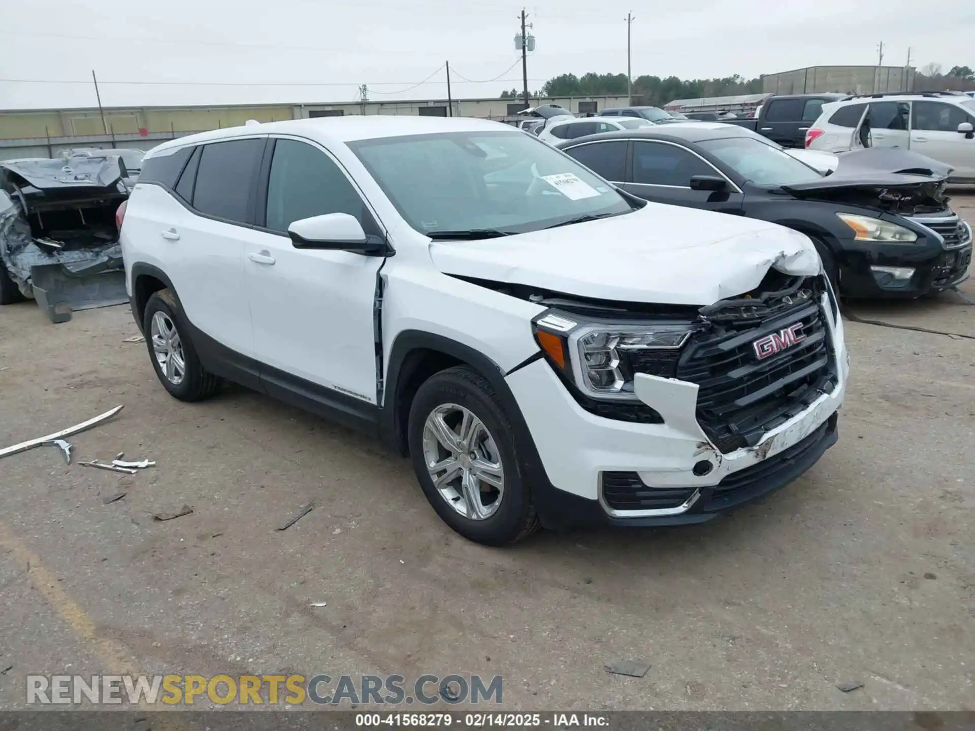 1 Photograph of a damaged car 3GKALMEG3RL382747 GMC TERRAIN 2024