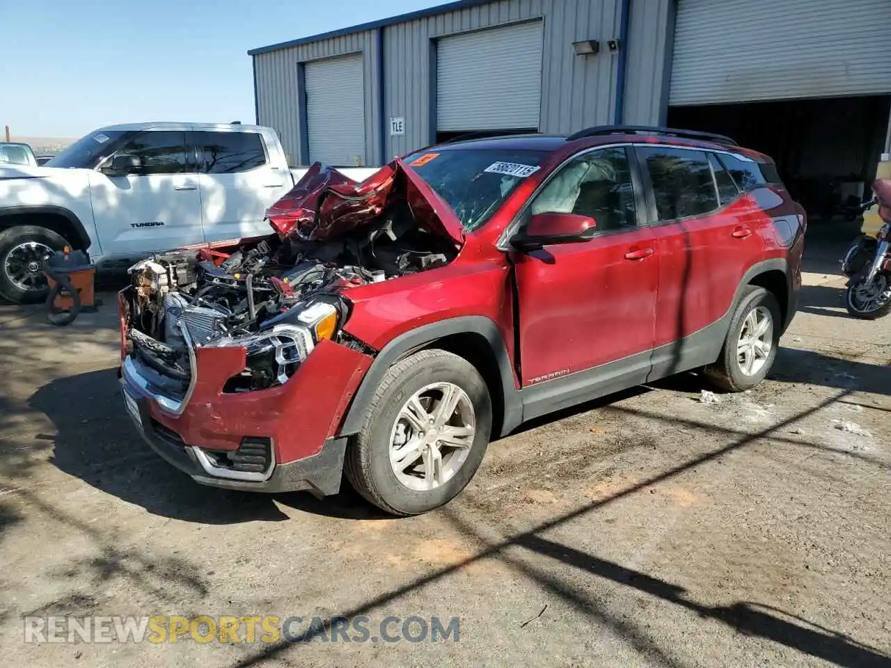 1 Photograph of a damaged car 3GKALMEG3RL389553 GMC TERRAIN 2024