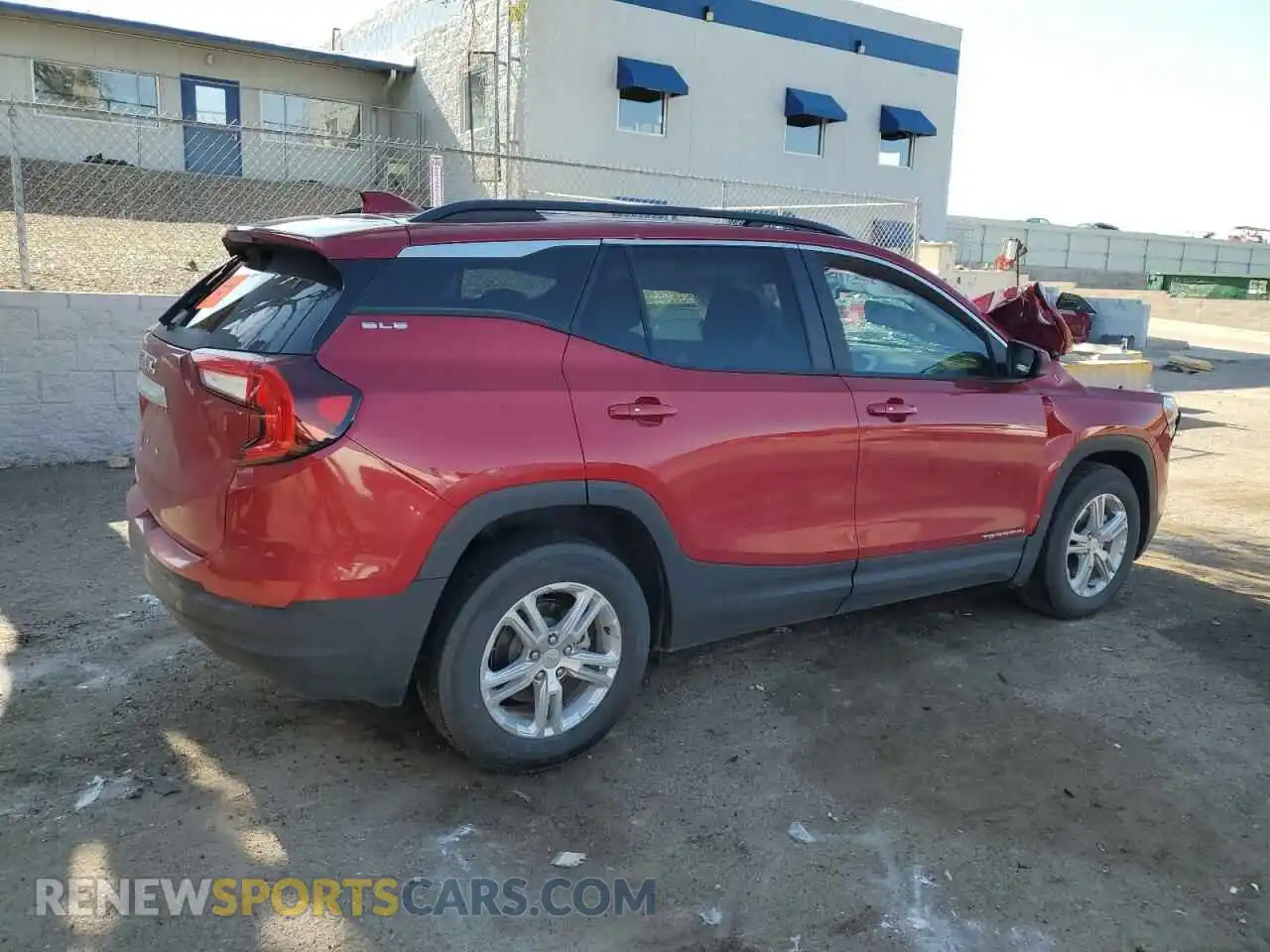 3 Photograph of a damaged car 3GKALMEG3RL389553 GMC TERRAIN 2024
