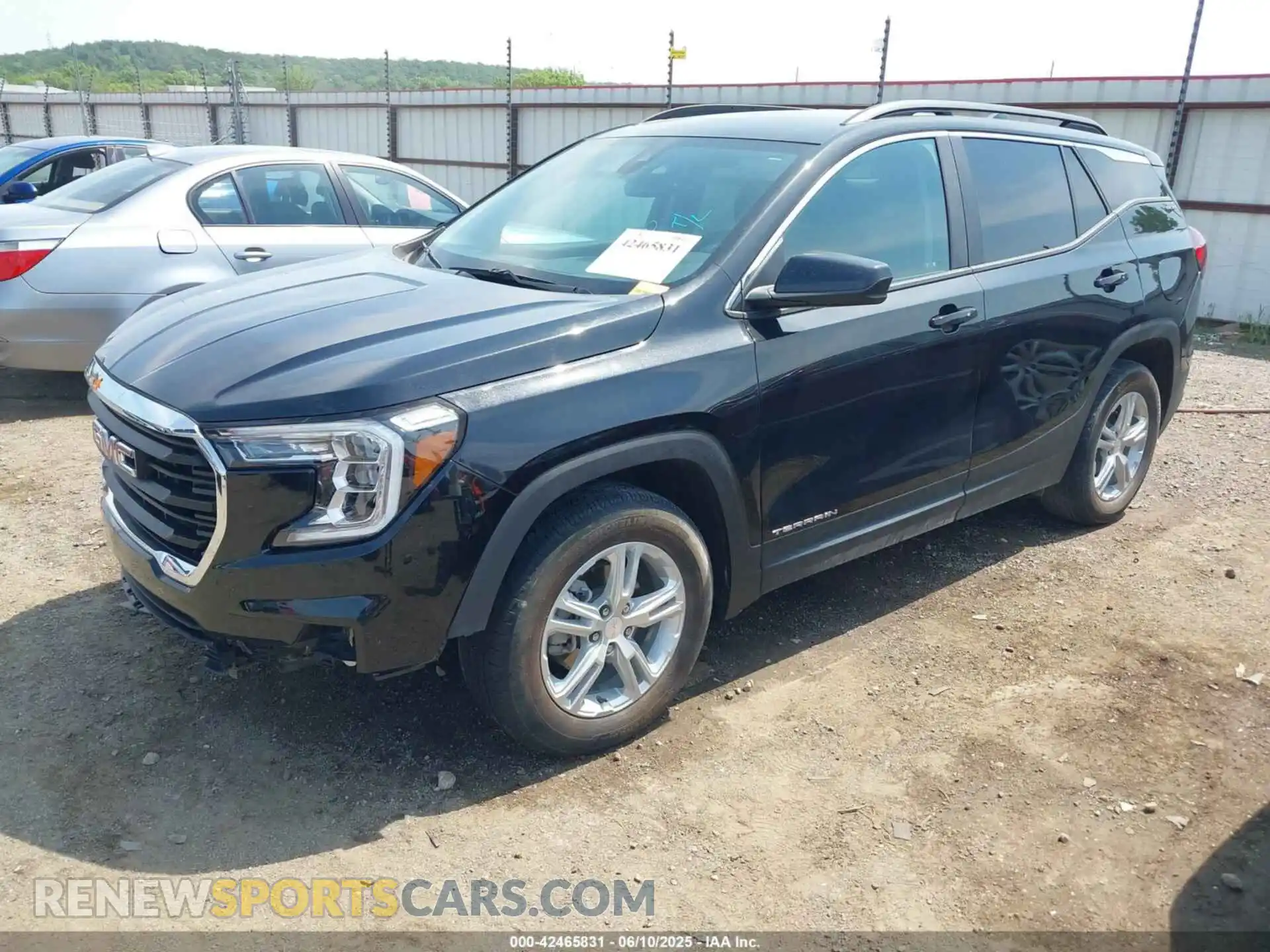 2 Photograph of a damaged car 3GKALMEG4RL172237 GMC TERRAIN 2024