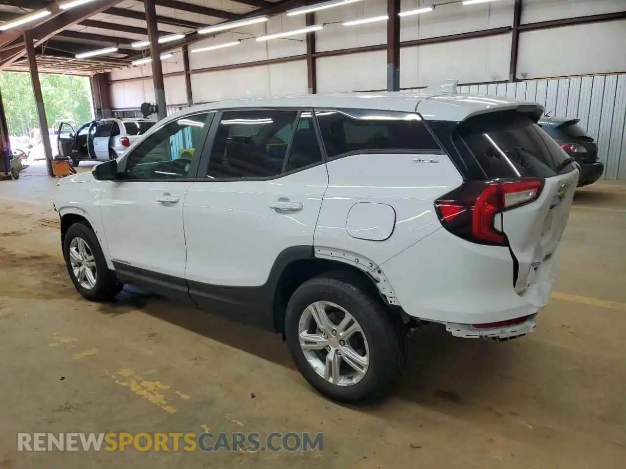 2 Photograph of a damaged car 3GKALMEG4RL274749 GMC TERRAIN 2024