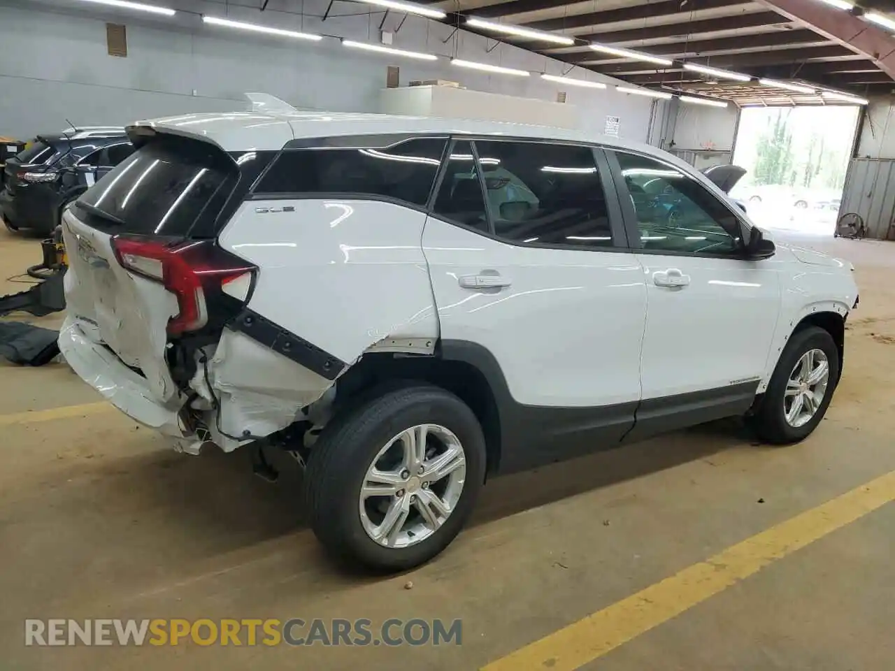 3 Photograph of a damaged car 3GKALMEG4RL274749 GMC TERRAIN 2024