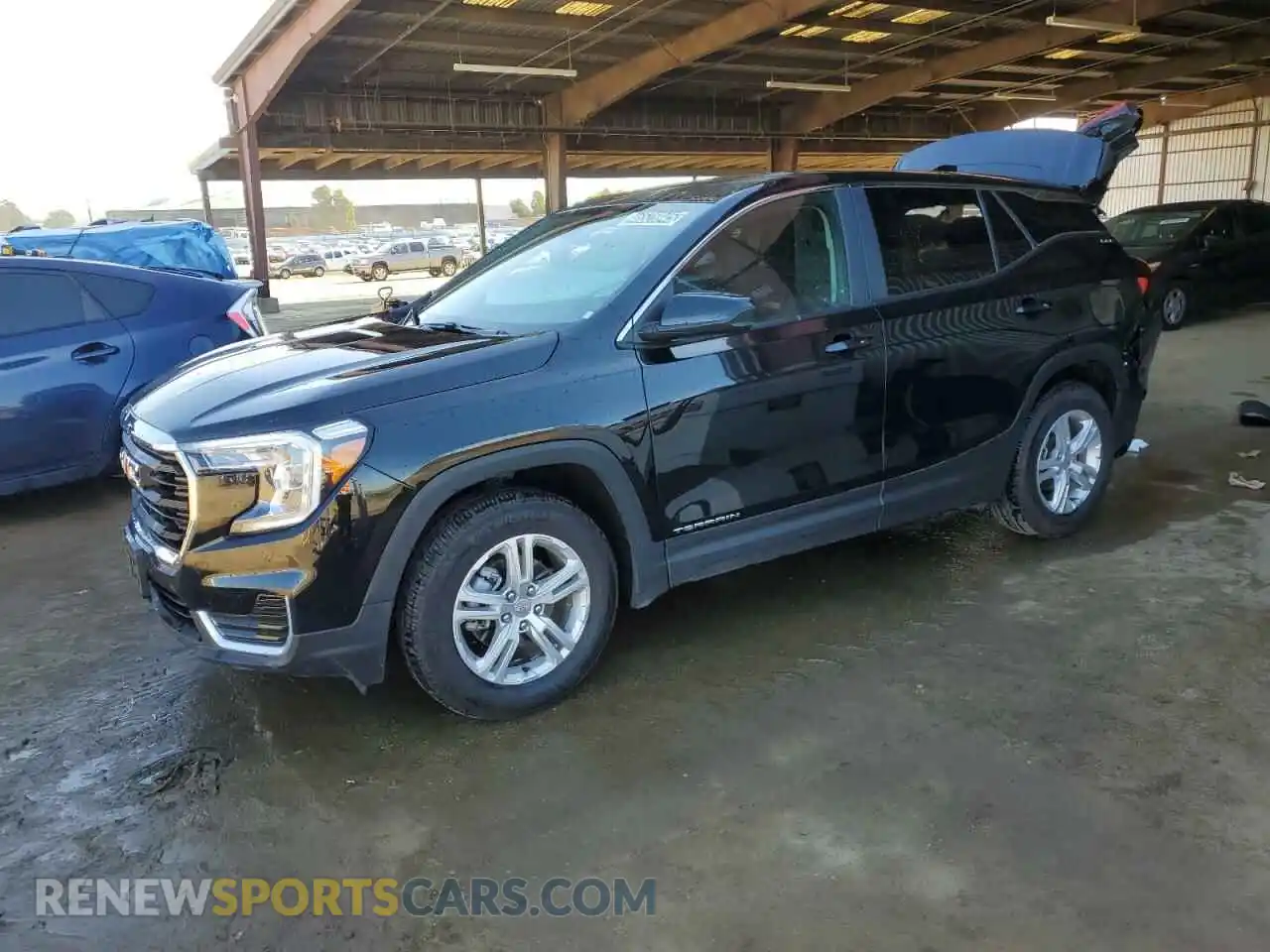 1 Photograph of a damaged car 3GKALMEG4RL345660 GMC TERRAIN 2024