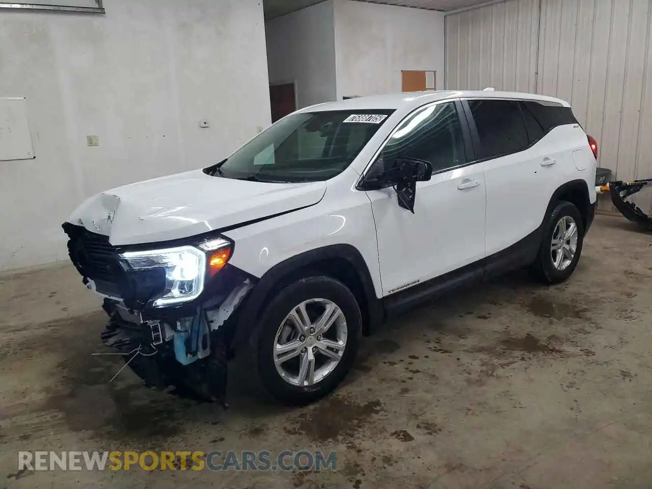 1 Photograph of a damaged car 3GKALMEG4RL360112 GMC TERRAIN 2024