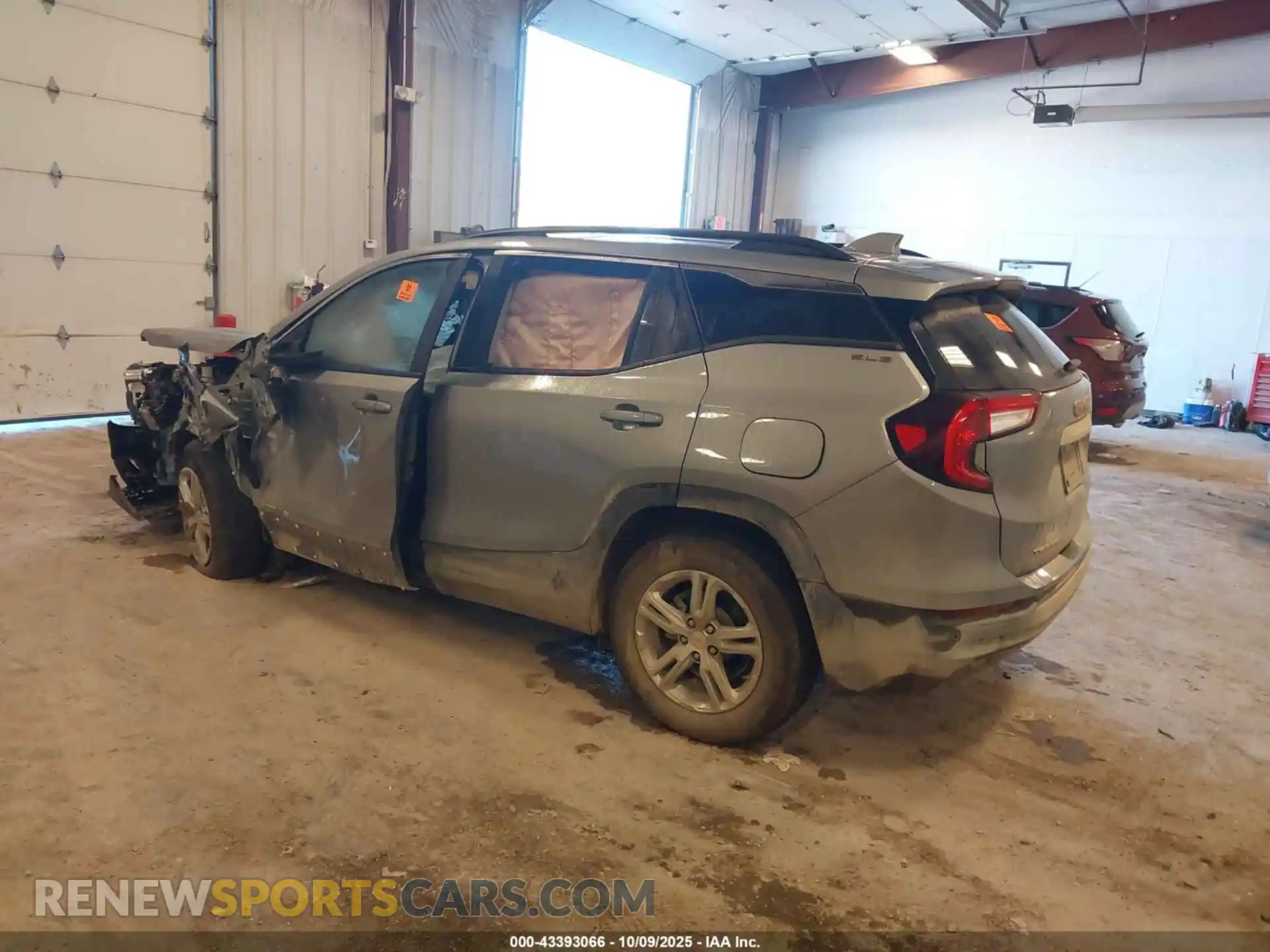 3 Photograph of a damaged car 3GKALMEG4RL399007 GMC TERRAIN 2024