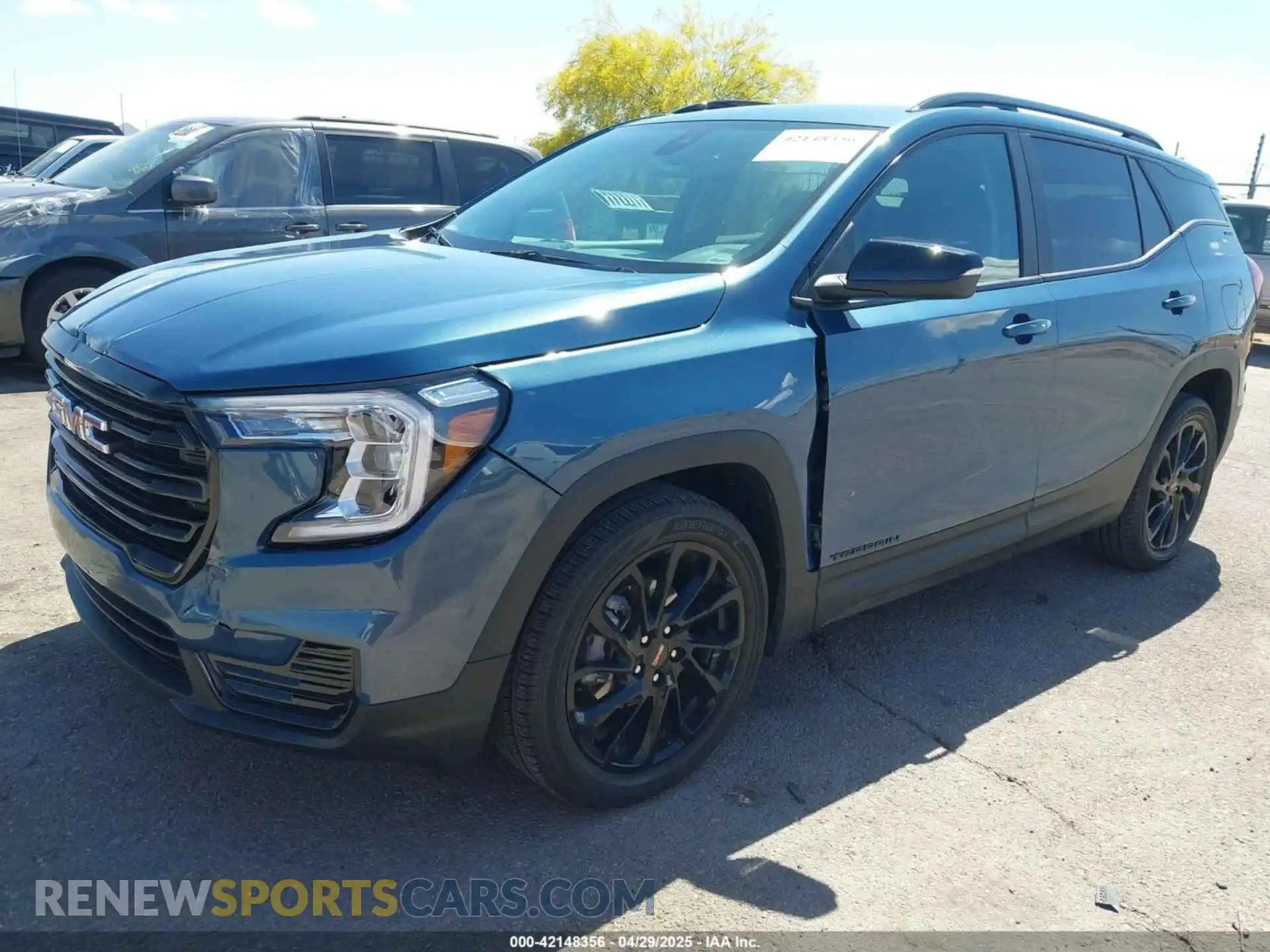 2 Photograph of a damaged car 3GKALMEG5RL292662 GMC TERRAIN 2024