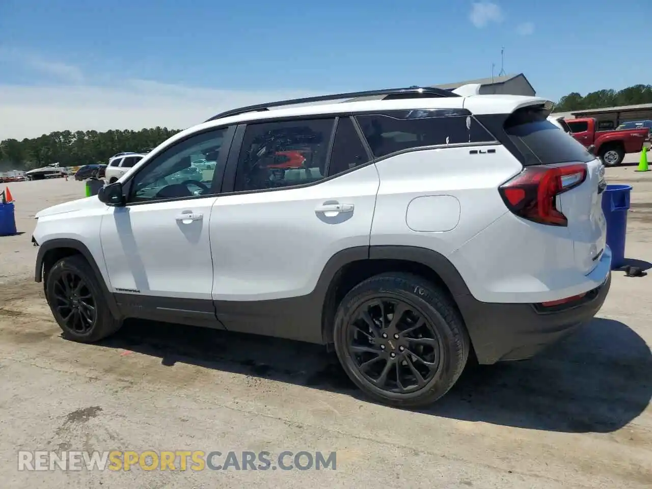 2 Photograph of a damaged car 3GKALMEG6RL106451 GMC TERRAIN 2024