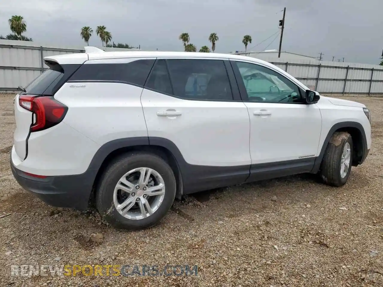 3 Photograph of a damaged car 3GKALMEG6RL213774 GMC TERRAIN 2024