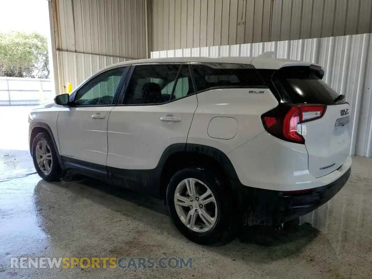 2 Photograph of a damaged car 3GKALMEG6RL299751 GMC TERRAIN 2024