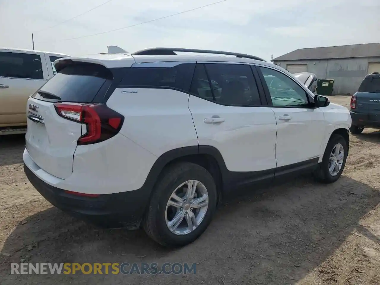 3 Photograph of a damaged car 3GKALMEG6RL395301 GMC TERRAIN 2024