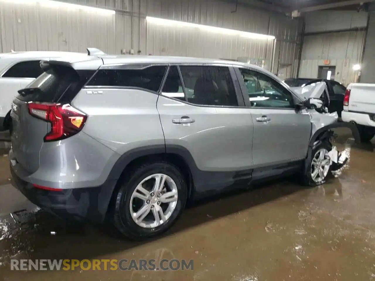3 Photograph of a damaged car 3GKALMEG7RL250879 GMC TERRAIN 2024