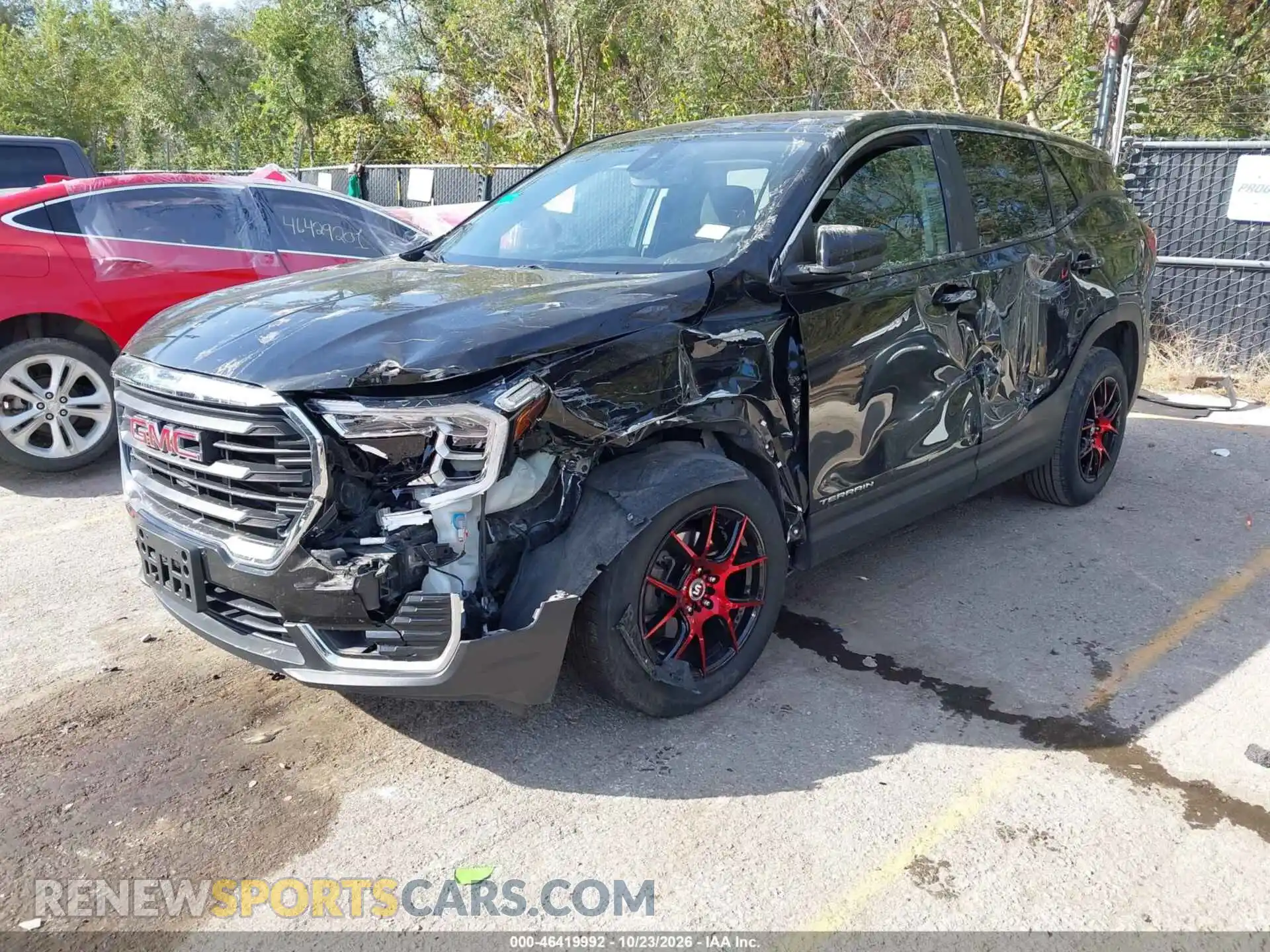2 Photograph of a damaged car 3GKALMEG7RL401784 GMC TERRAIN 2024