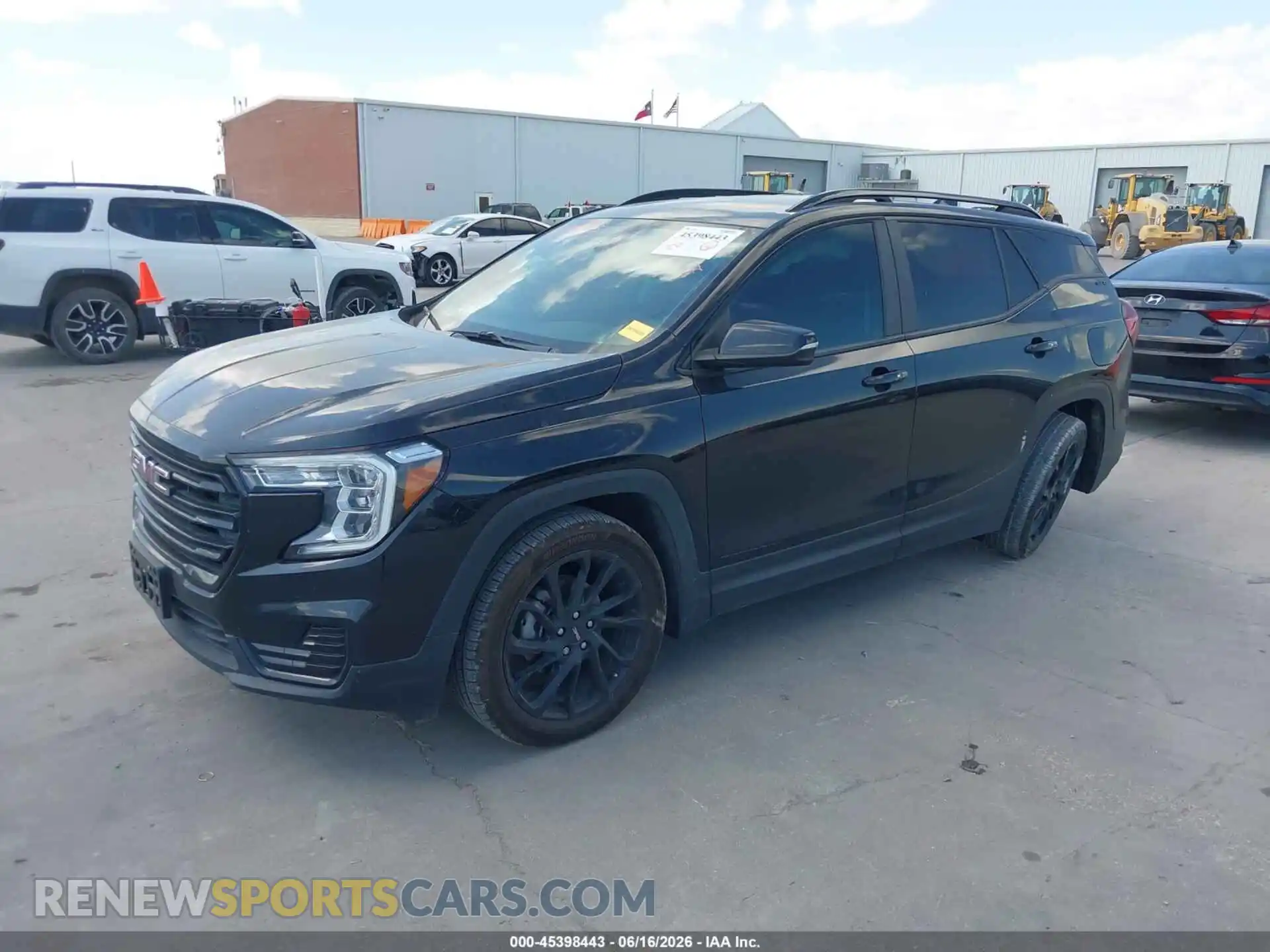 2 fotografías del automóvil dañado 3GKALMEG8RL115300 GMC TERRAIN 2024