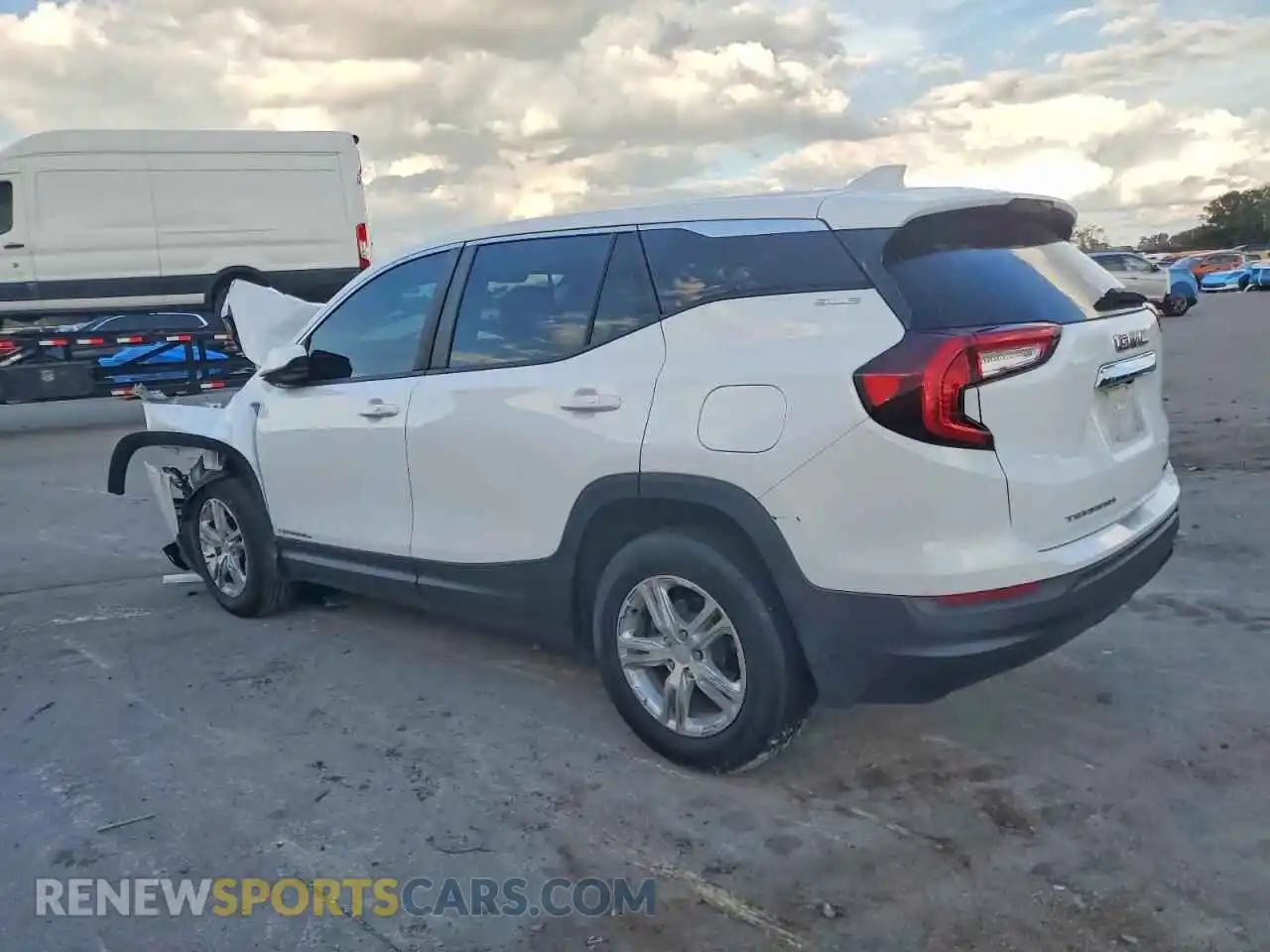 2 Photograph of a damaged car 3GKALMEG8RL116530 GMC TERRAIN 2024