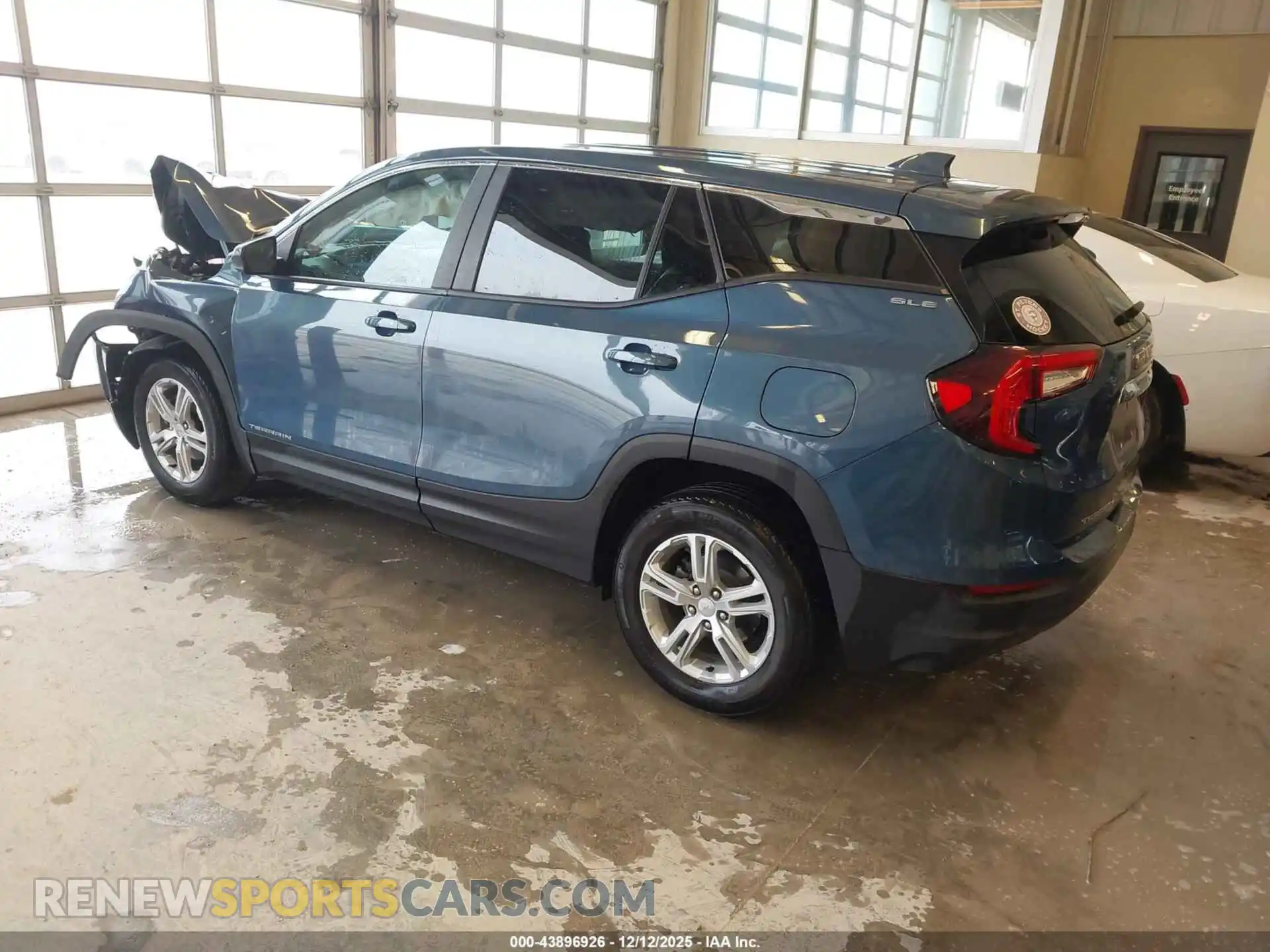 3 Photograph of a damaged car 3GKALMEG8RL135451 GMC TERRAIN 2024