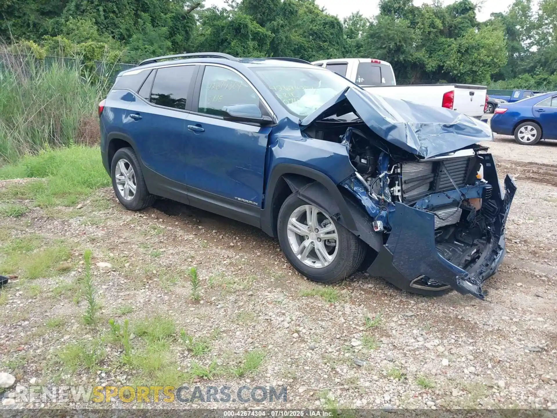 1 Photograph of a damaged car 3GKALMEG8RL163718 GMC TERRAIN 2024