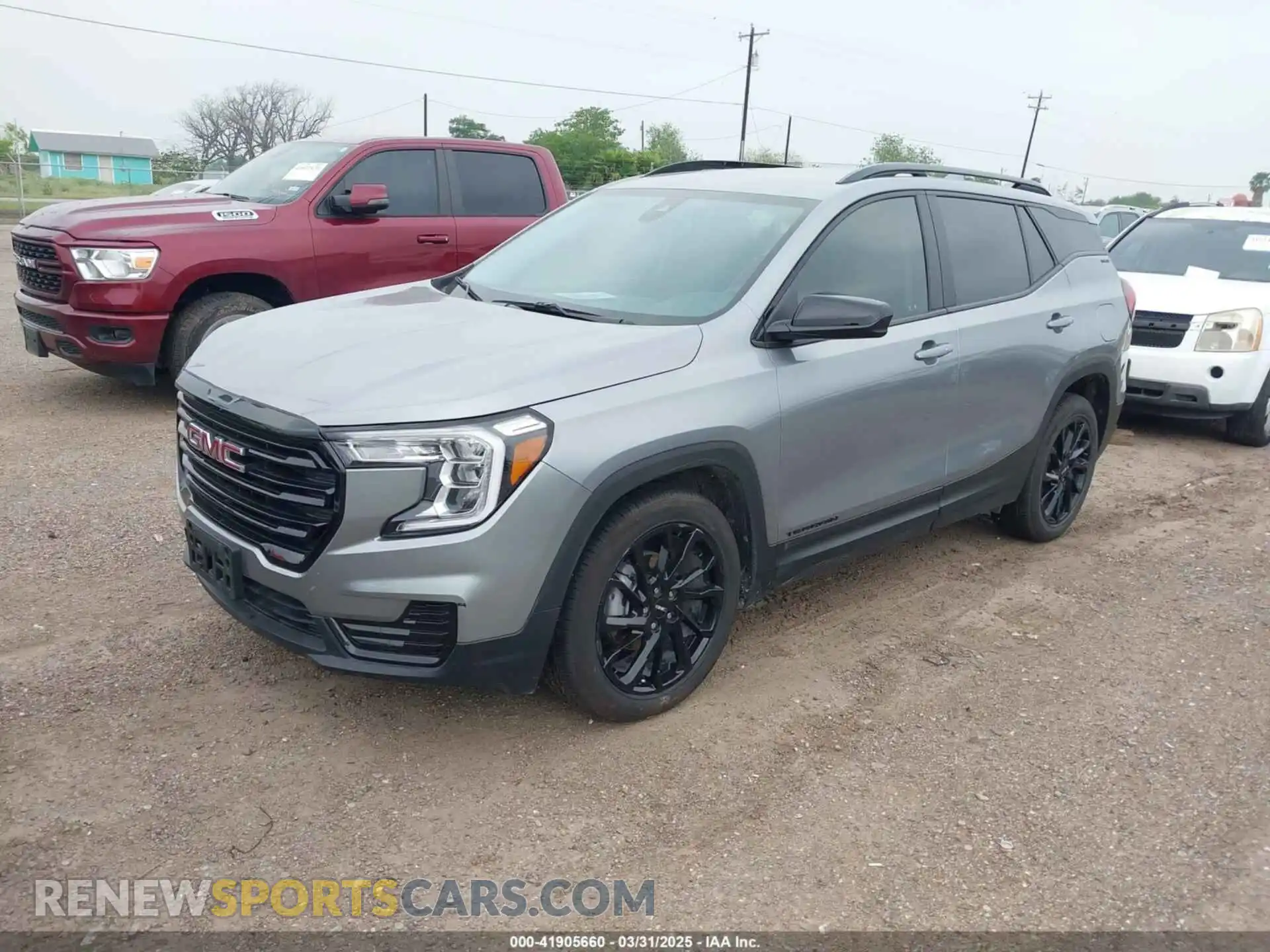 2 Photograph of a damaged car 3GKALMEG8RL269019 GMC TERRAIN 2024