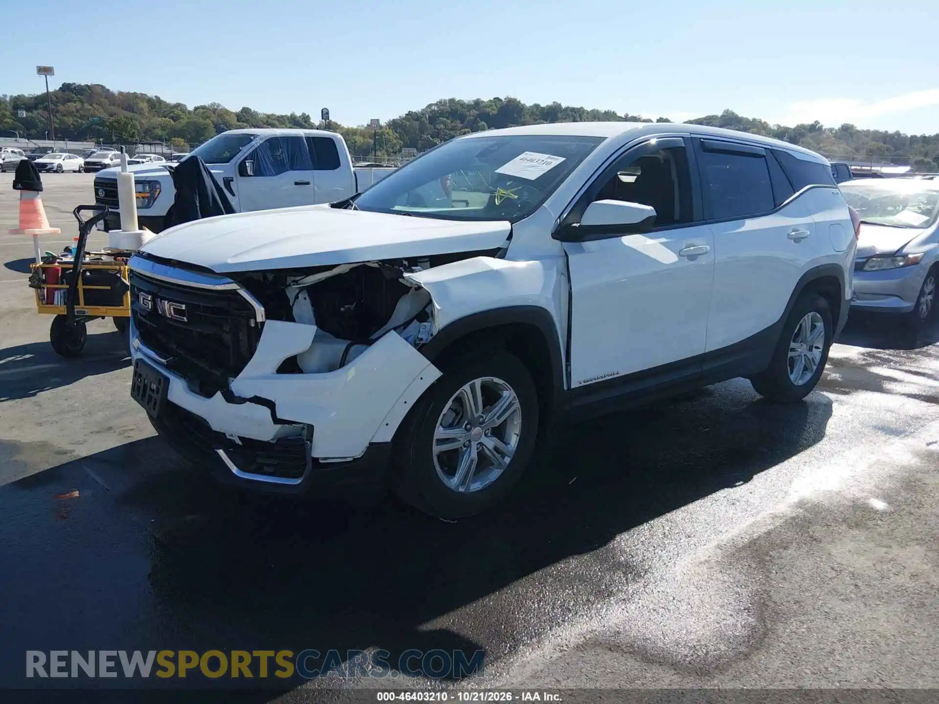 2 Photograph of a damaged car 3GKALMEG8RL376085 GMC TERRAIN 2024