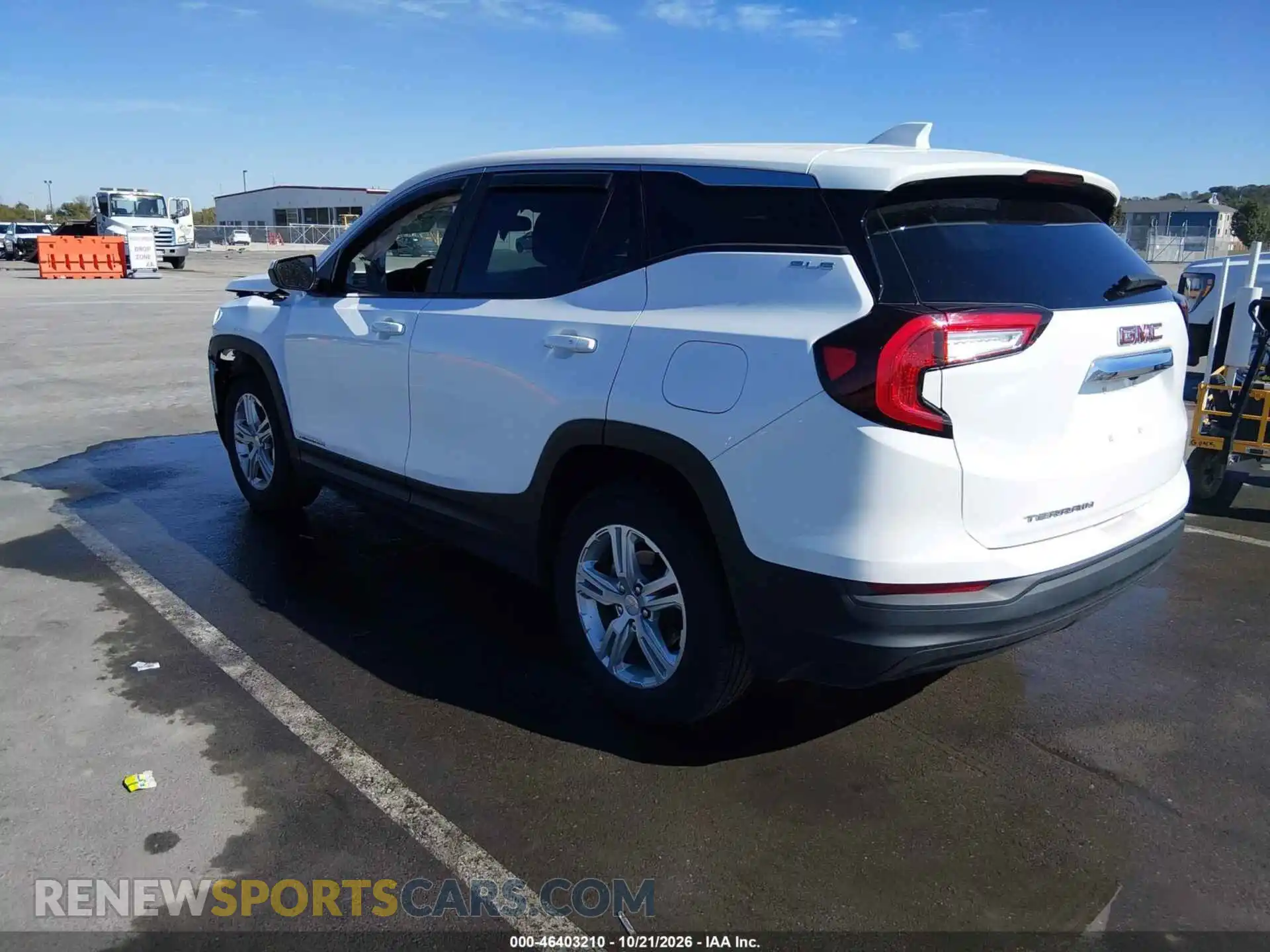 3 Photograph of a damaged car 3GKALMEG8RL376085 GMC TERRAIN 2024