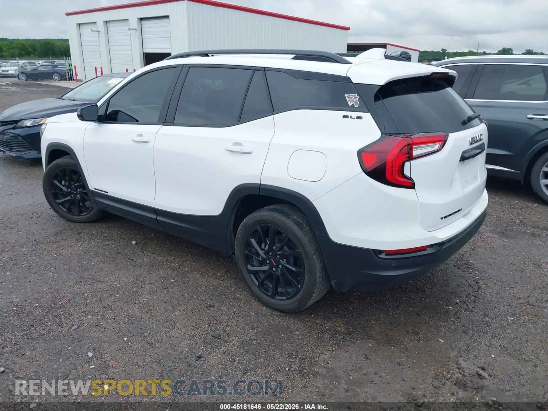 3 Photograph of a damaged car 3GKALMEG8RL381271 GMC TERRAIN 2024