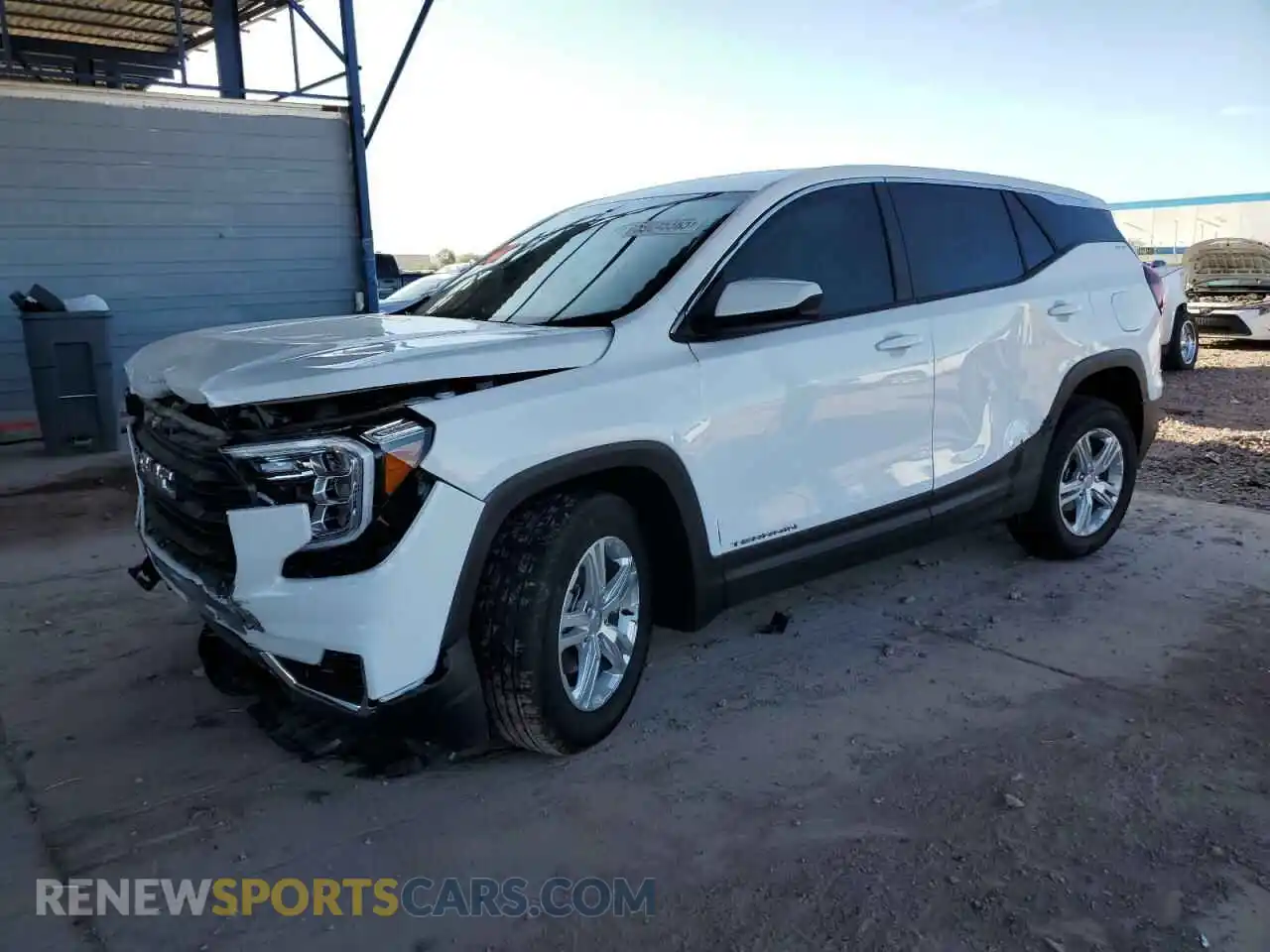 1 Photograph of a damaged car 3GKALMEG8RL382145 GMC TERRAIN 2024