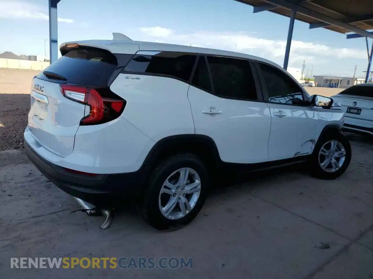 3 Photograph of a damaged car 3GKALMEG8RL382145 GMC TERRAIN 2024