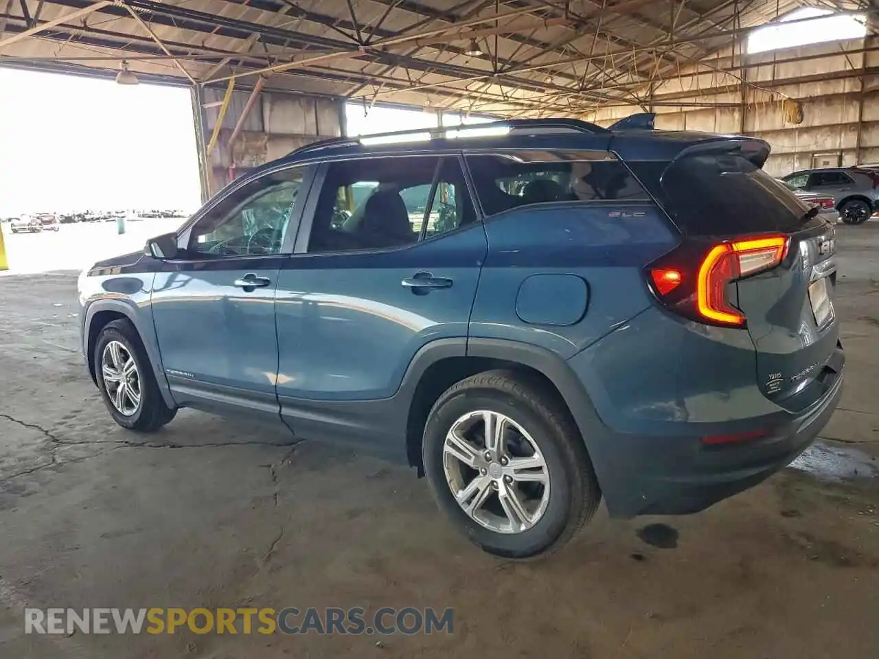 2 Photograph of a damaged car 3GKALMEG8RL383747 GMC TERRAIN 2024