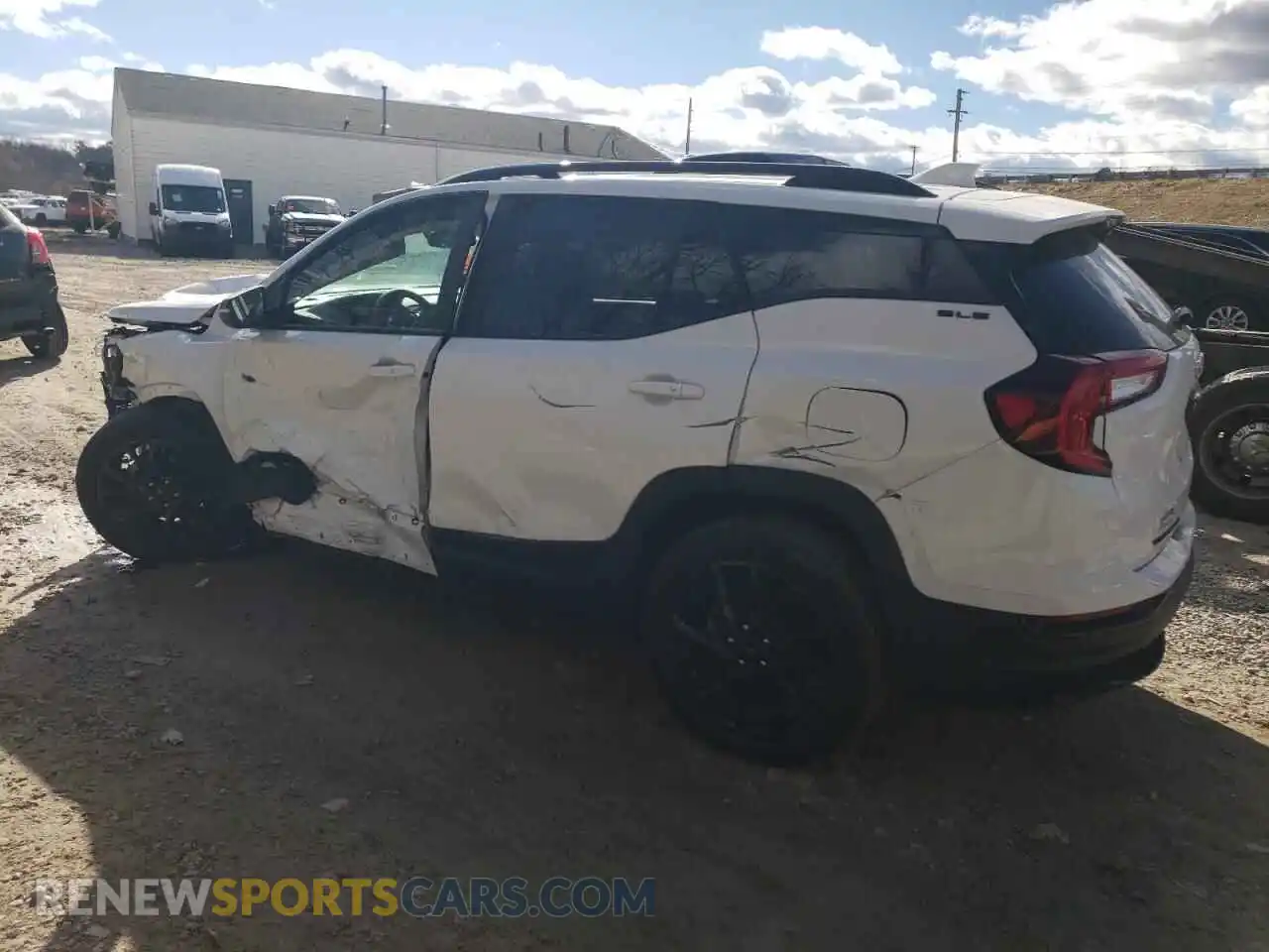 2 Photograph of a damaged car 3GKALMEG8RL385739 GMC TERRAIN 2024