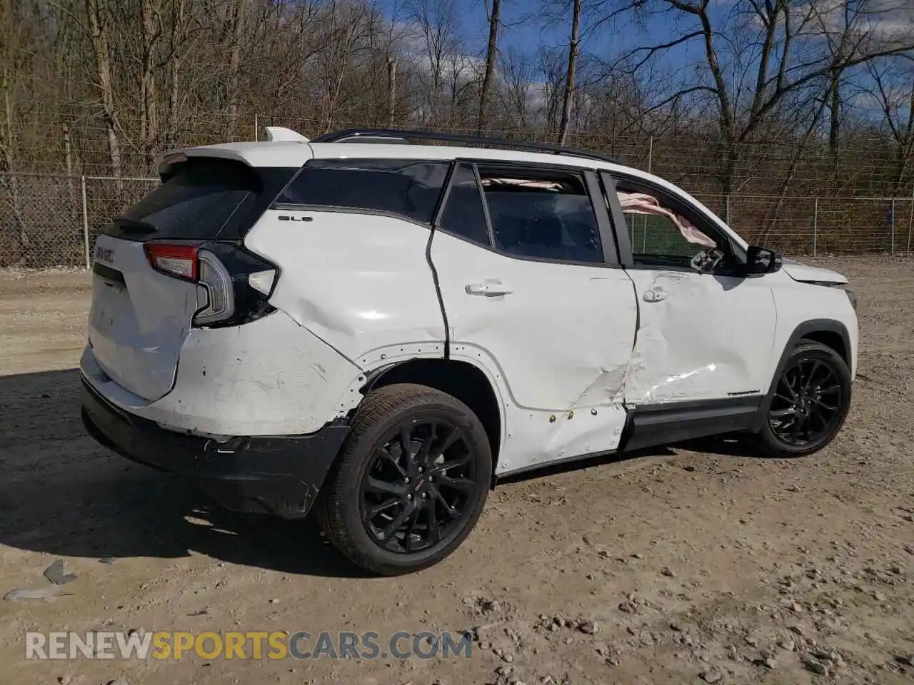 3 Photograph of a damaged car 3GKALMEG8RL385739 GMC TERRAIN 2024