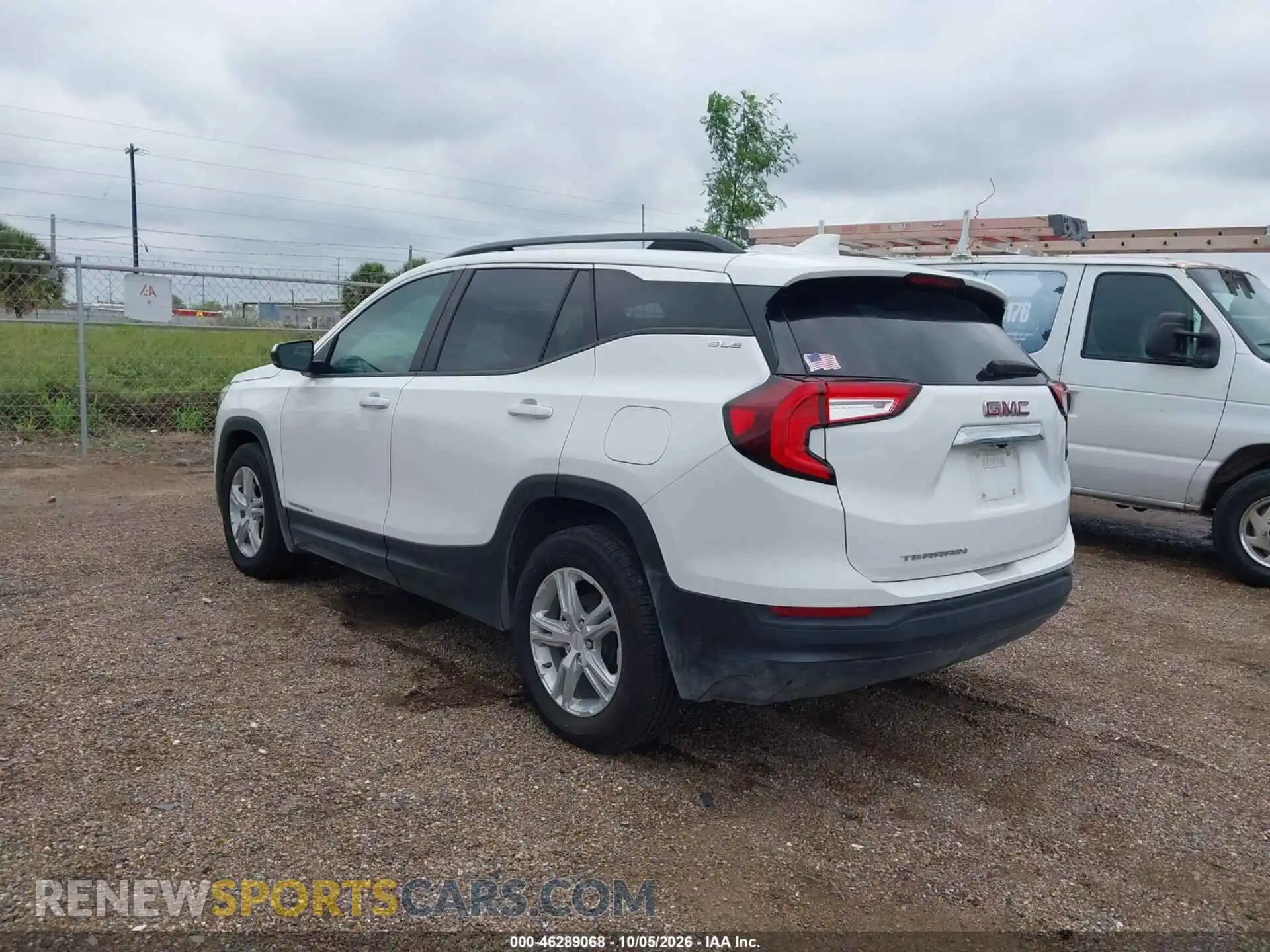 3 Photograph of a damaged car 3GKALMEG8RL395431 GMC TERRAIN 2024