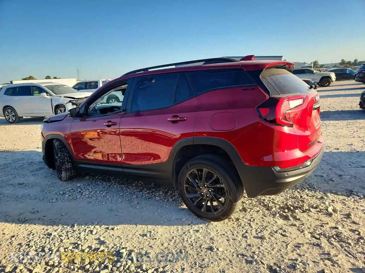 2 Фотография поврежденного автомобиля 3GKALMEG8RL398751 GMC TERRAIN 2024