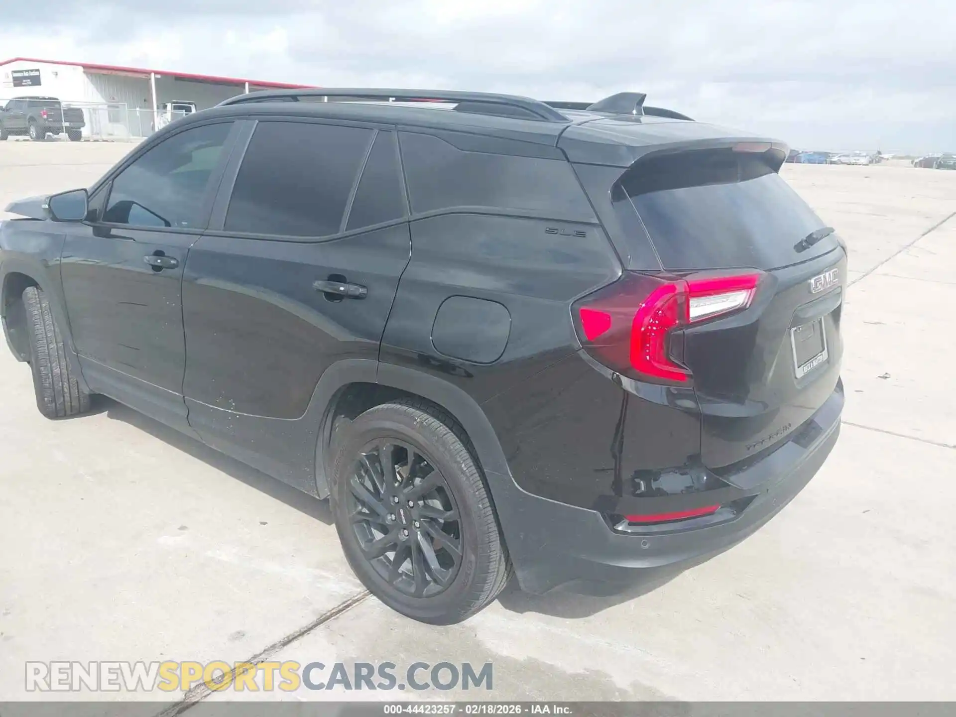 3 Photograph of a damaged car 3GKALMEG8RL399754 GMC TERRAIN 2024