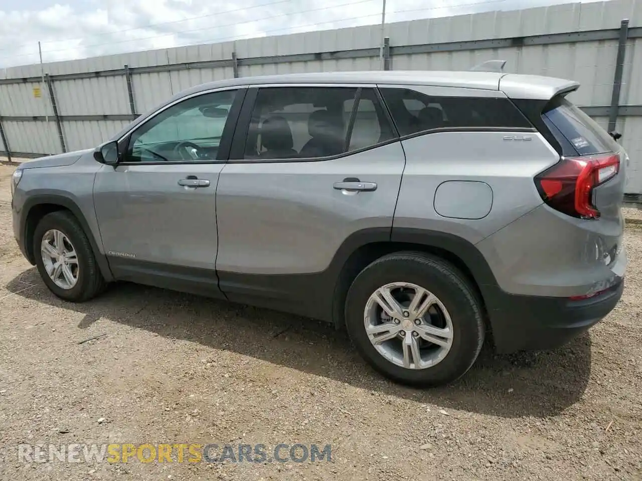 2 Photograph of a damaged car 3GKALMEG9RL241746 GMC TERRAIN 2024