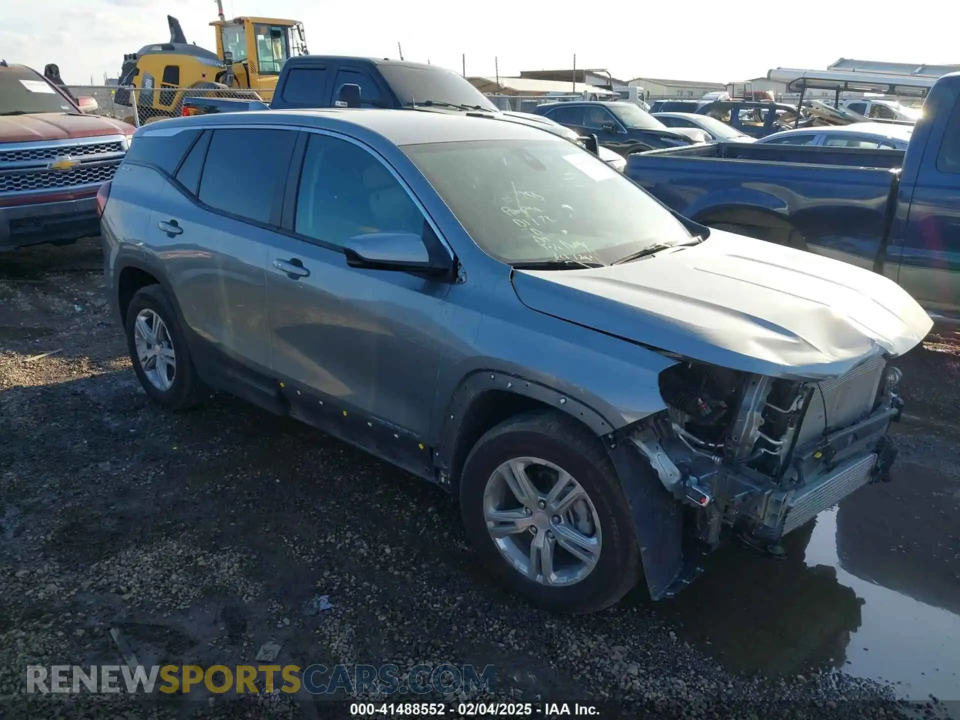1 Photograph of a damaged car 3GKALMEG9RL305719 GMC TERRAIN 2024