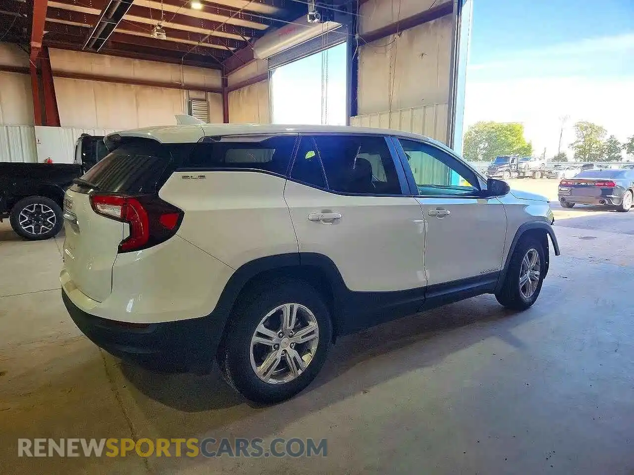 3 fotografías del automóvil dañado 3GKALMEG9RL359604 GMC TERRAIN 2024
