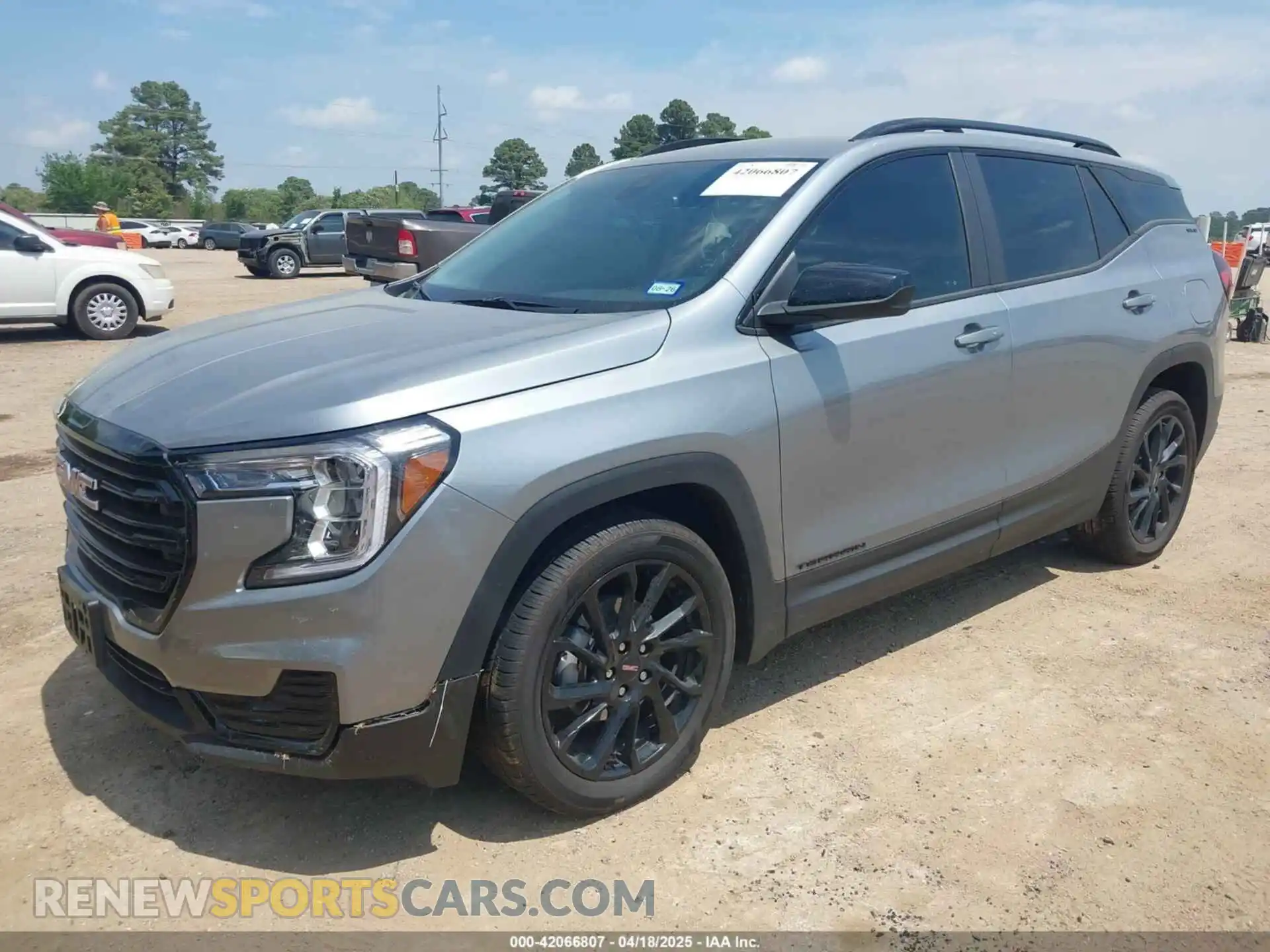2 Photograph of a damaged car 3GKALMEG9RL383045 GMC TERRAIN 2024